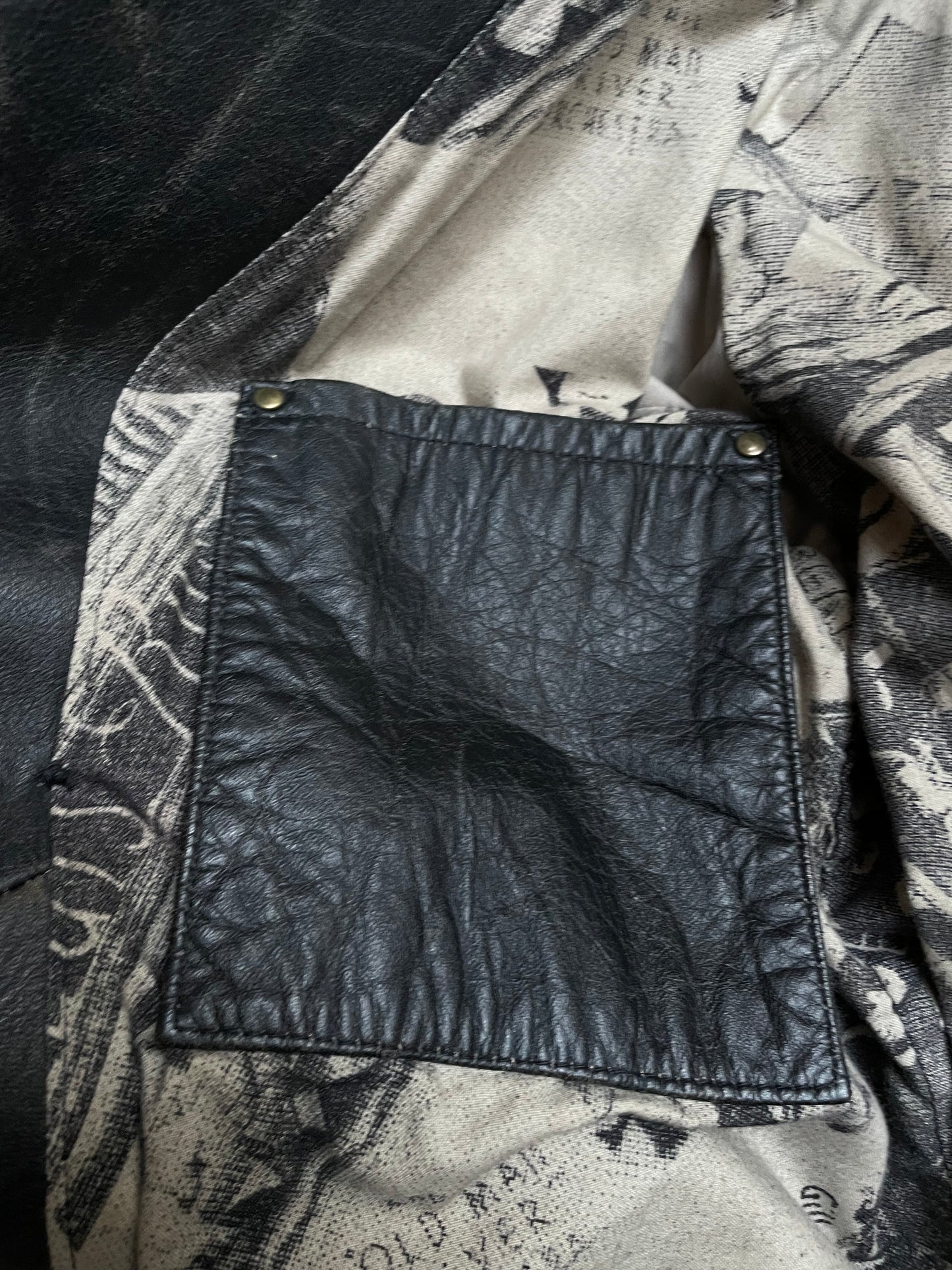 Giacca in vera pelle effetto distressed