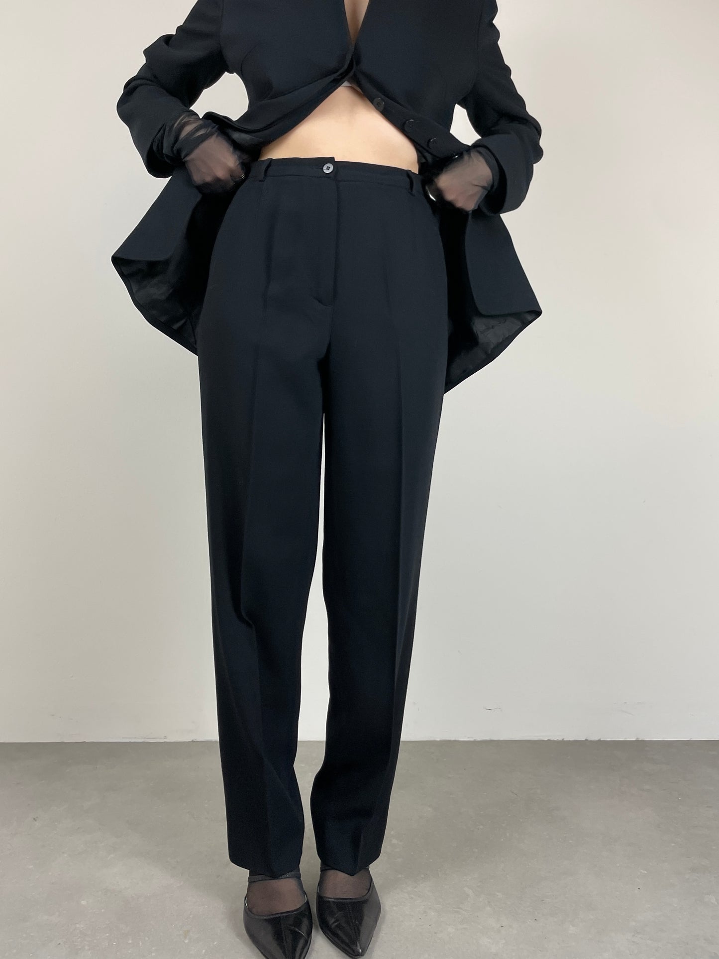 Completo vintage Armani in lana nera
