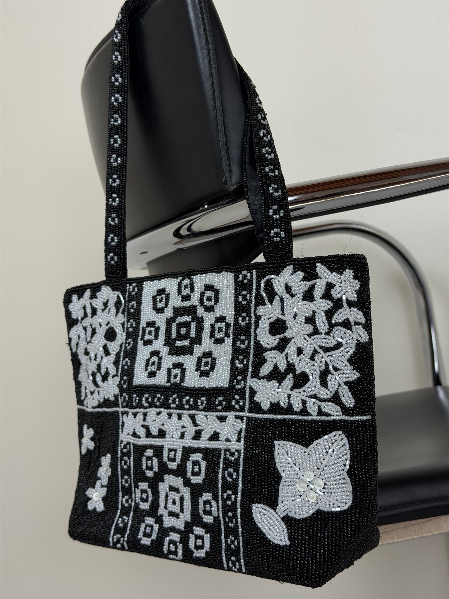 Borsetta vintage made in Italy in perline