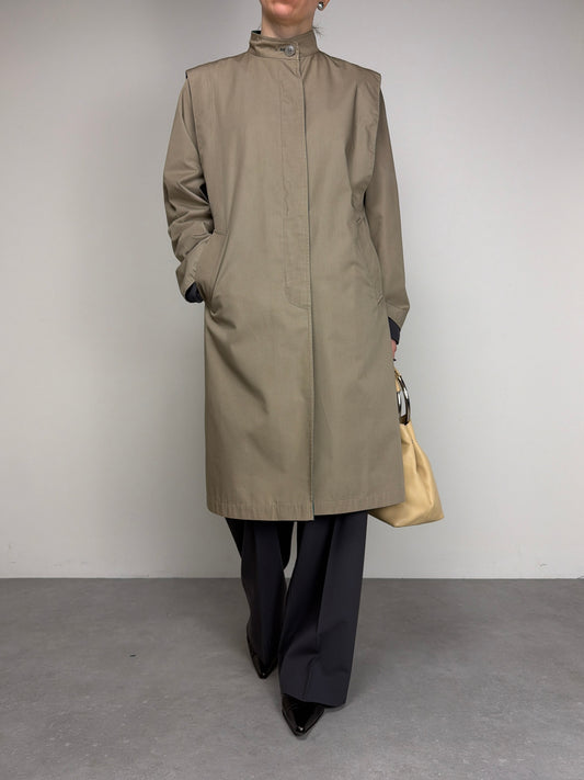 Trench double-face color verde mirto e sabbia