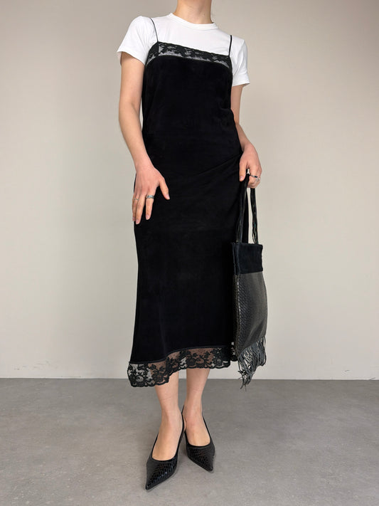 Slip dress vintage in camoscio nero con pizzo