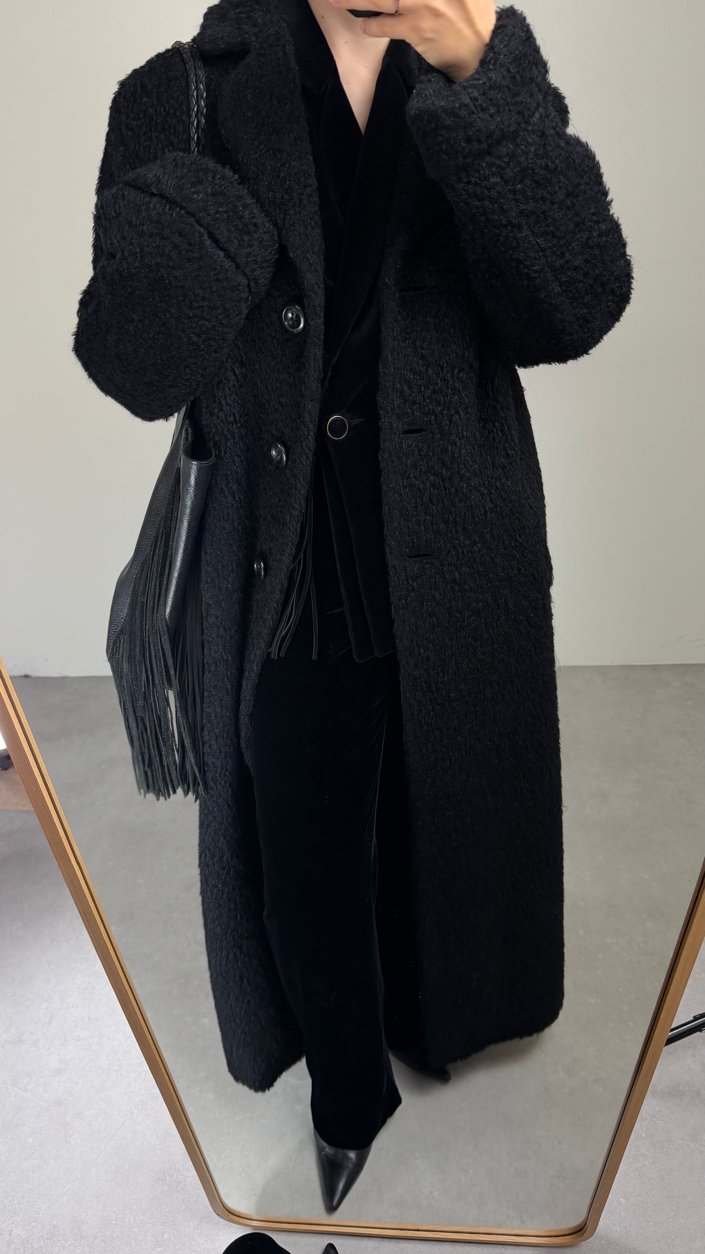 Cappotto nero lungo in mohair e lana