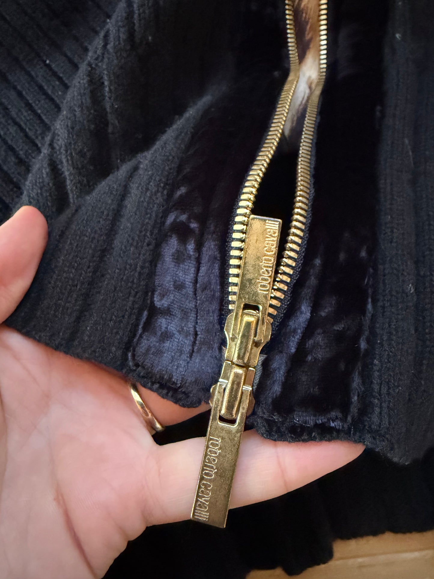 Piumino vintage ROBERTO CAVALLI in piuma d’oca e cashmere nero