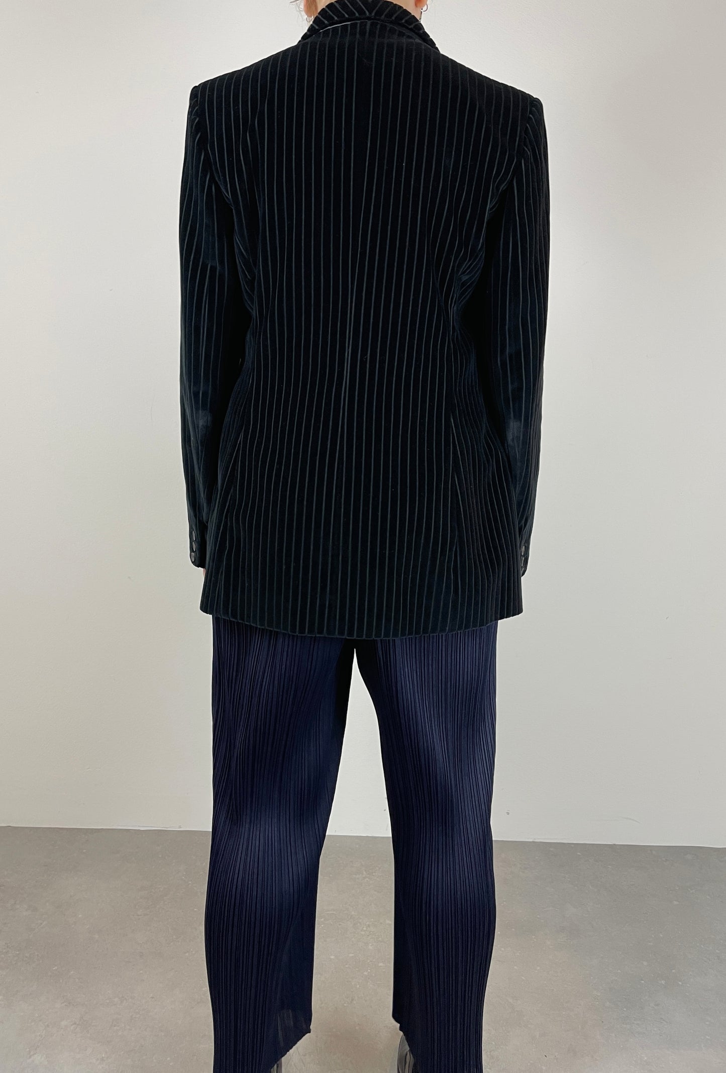 Genny velvet blazer