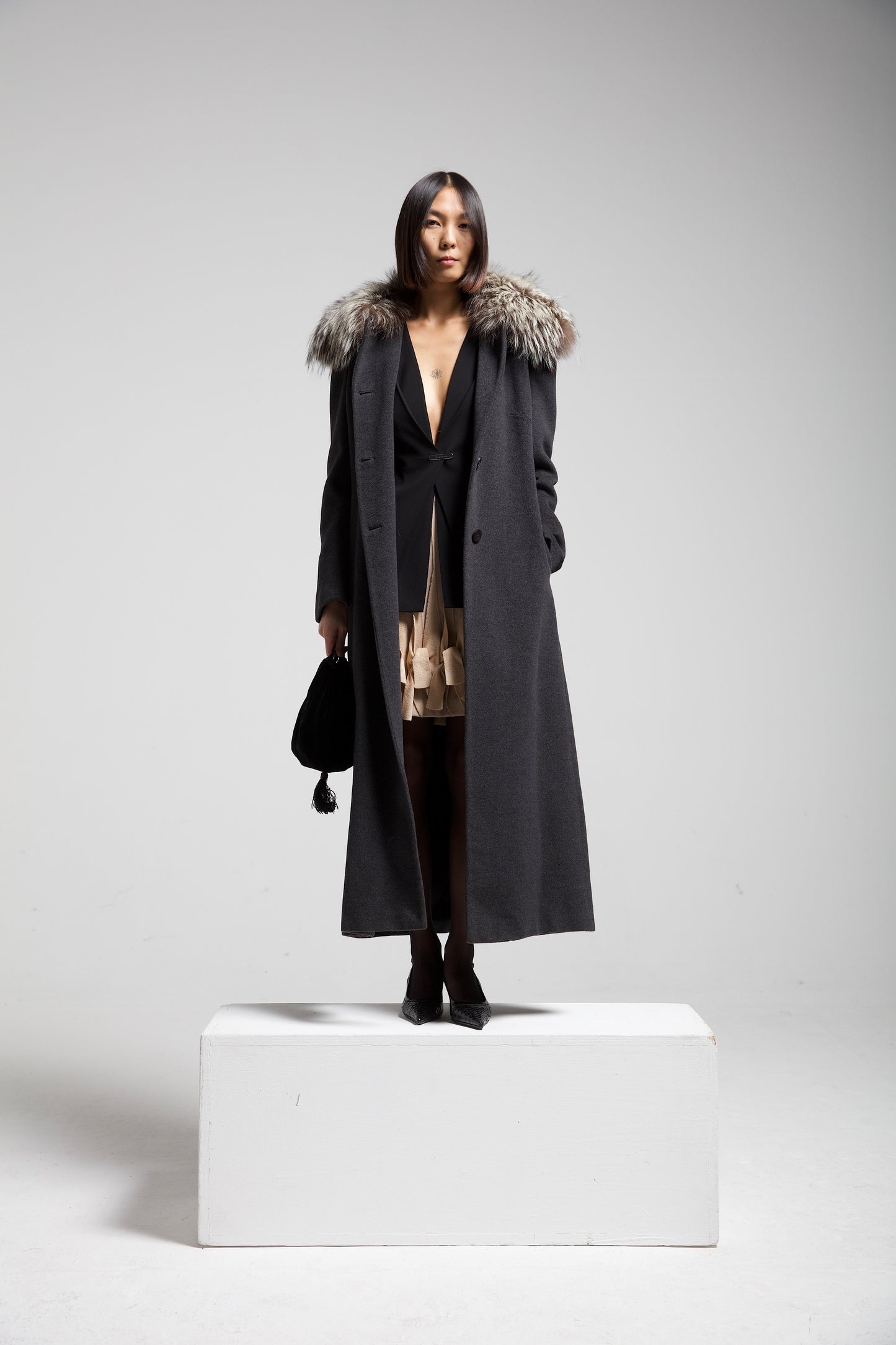 Cappotto in lana e cashmere con collo di volpe