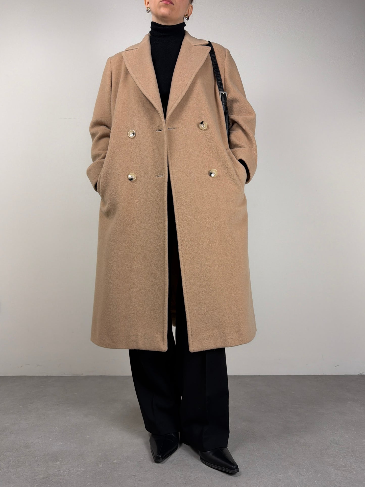 Cinzia Rocca cappotto in lana, lambswool e cashmere color beige