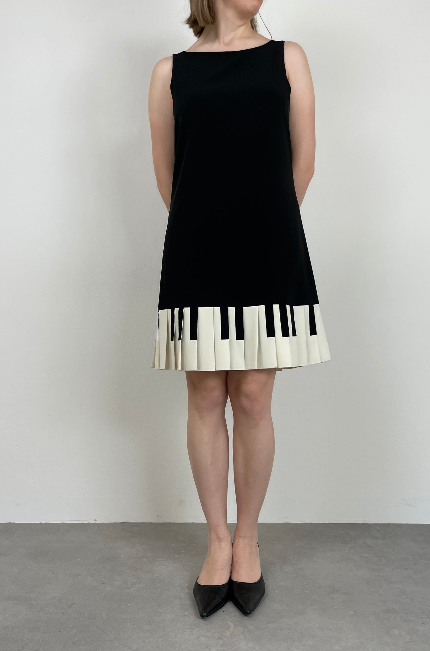 MOSCHINO abito pianoforte