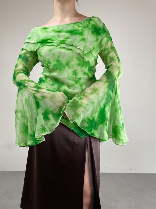 Top vintage in seta tie-dye con balze e maniche a campana