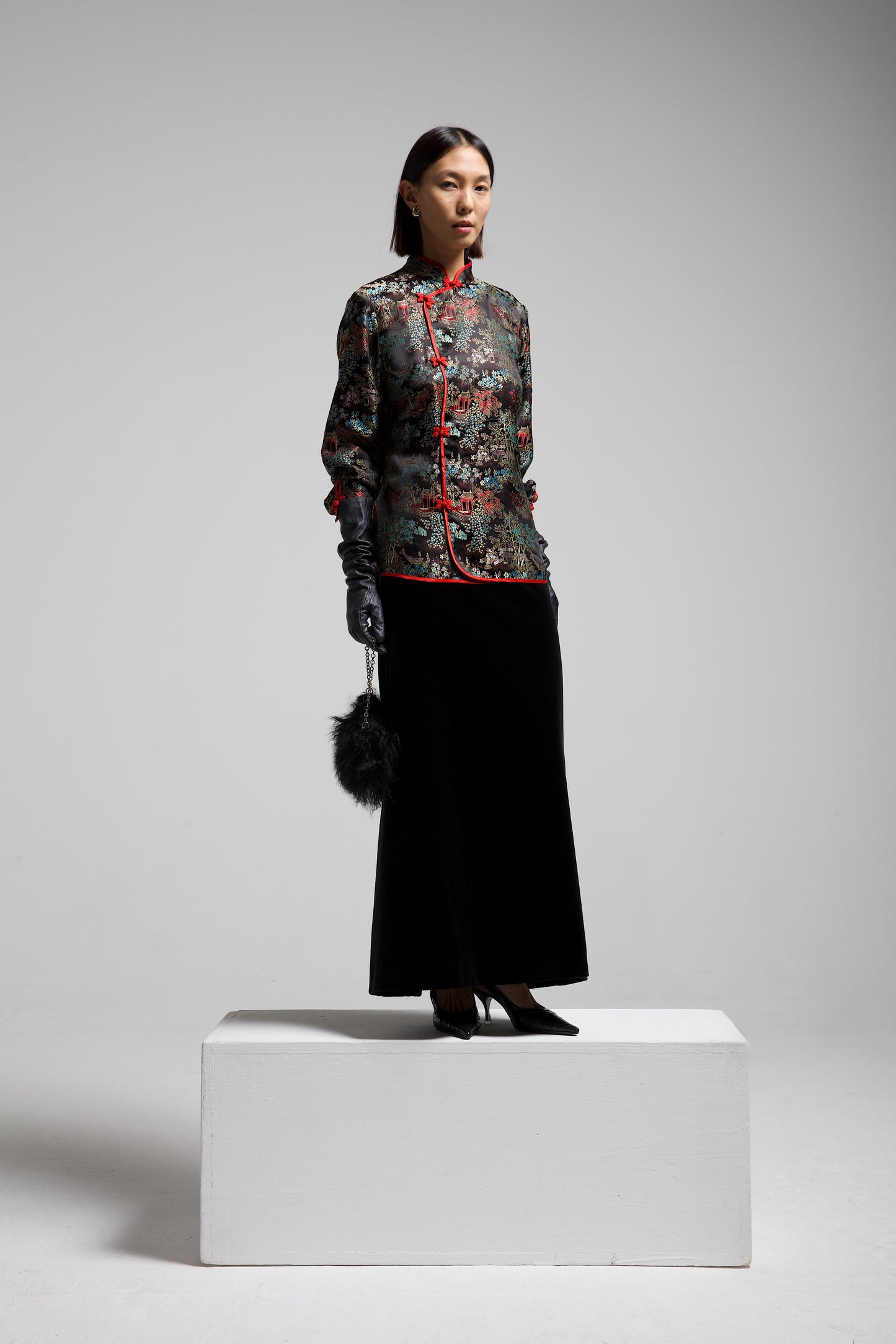 Gonna Yves Saint Laurent in velluto di cotone nero