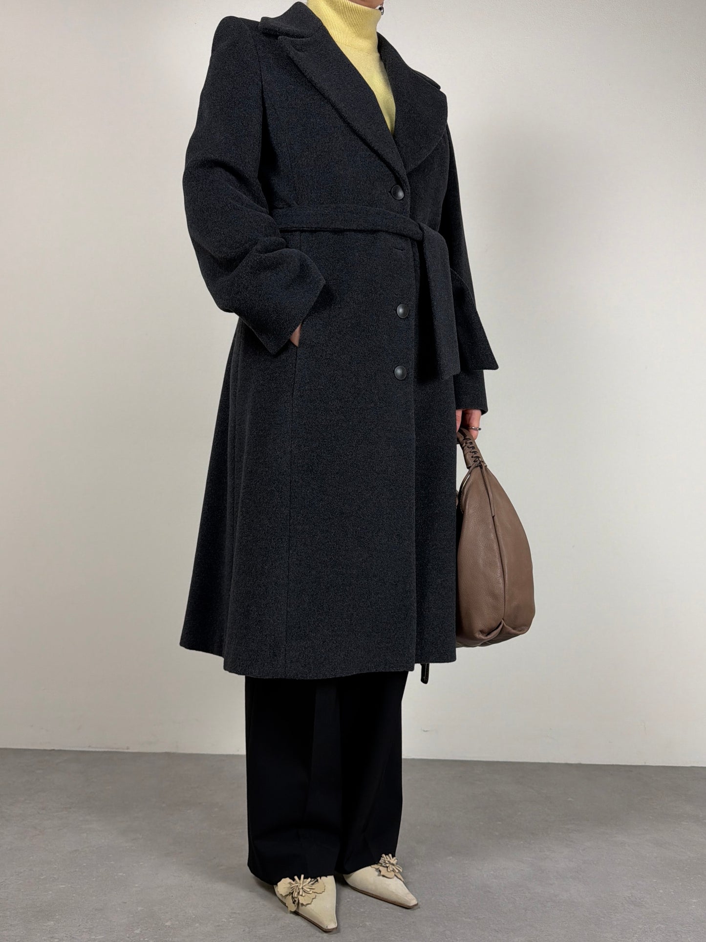 Cappotto in lana, angora e seta color grigio made in Italy