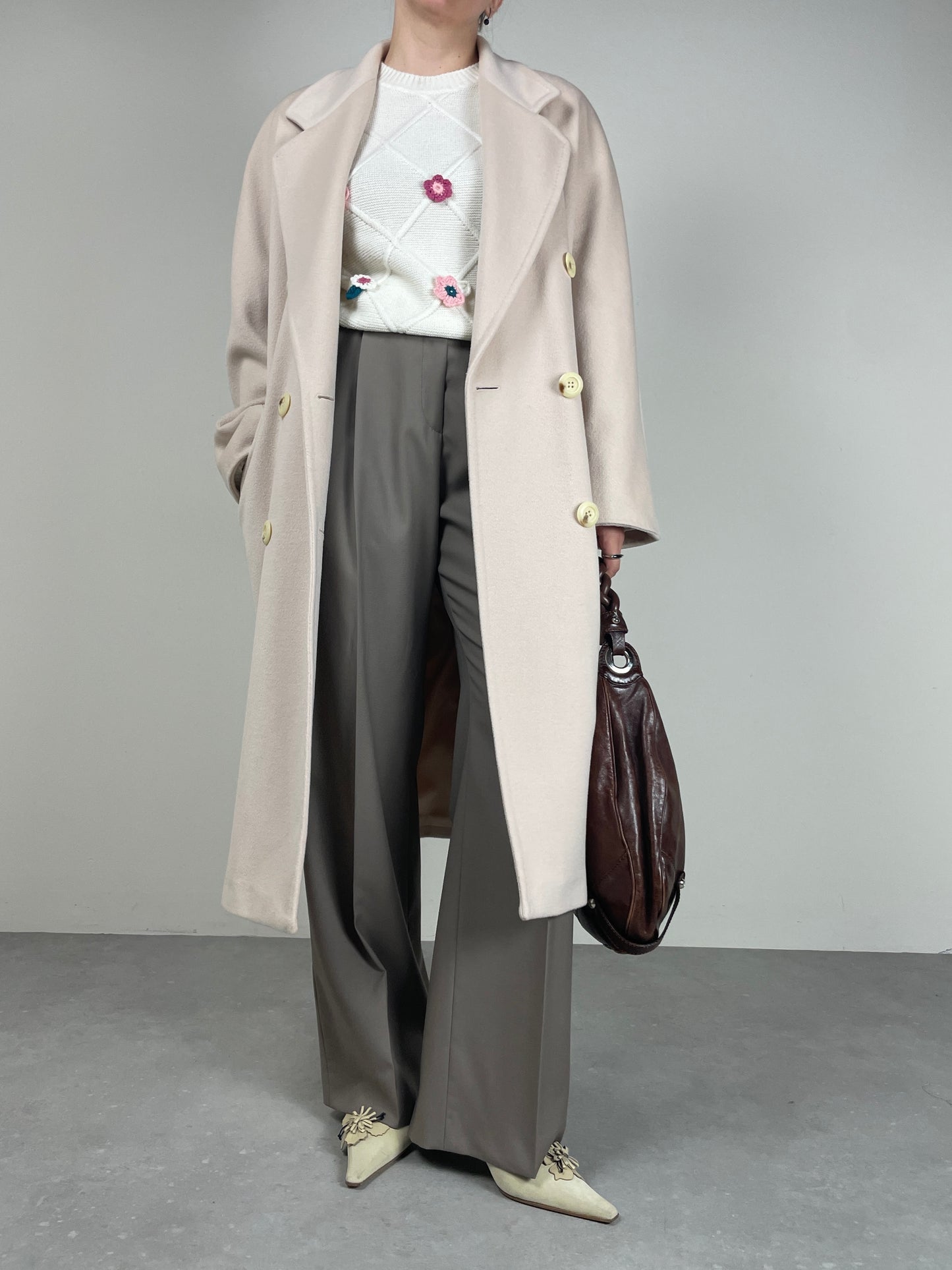 Cappotto in beaver di lana angora e cashmere color cipria
