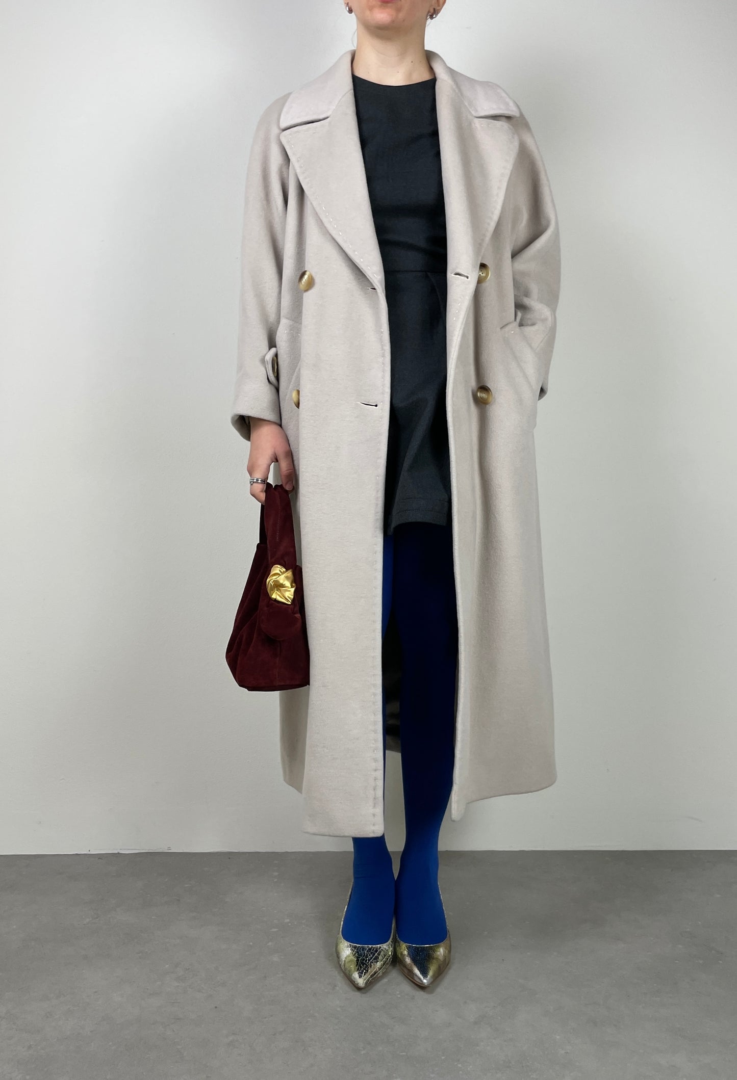 Seashell wool coat