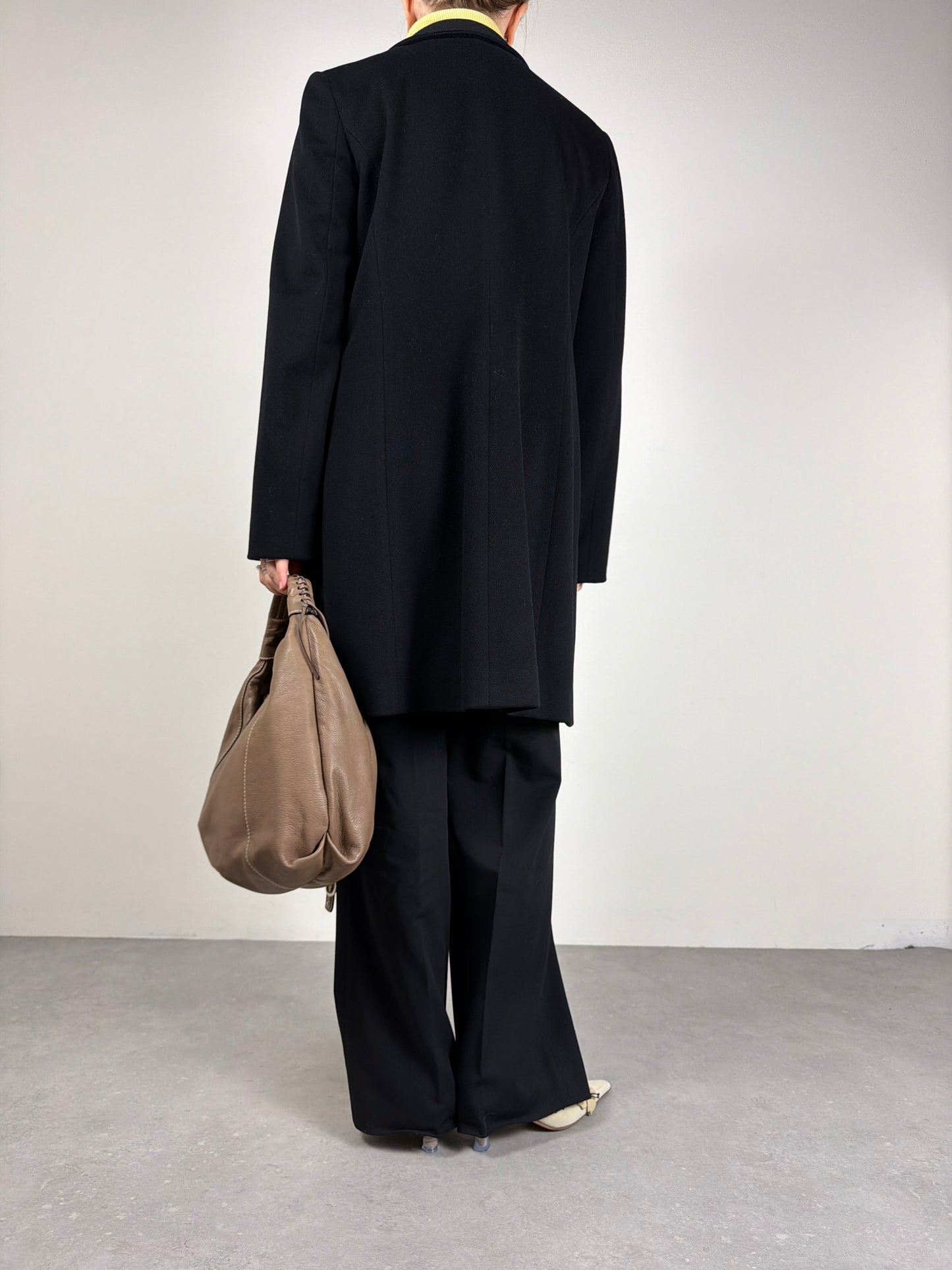 Cappotto in pura lana nera Loro Piana by Cinzia Rocca