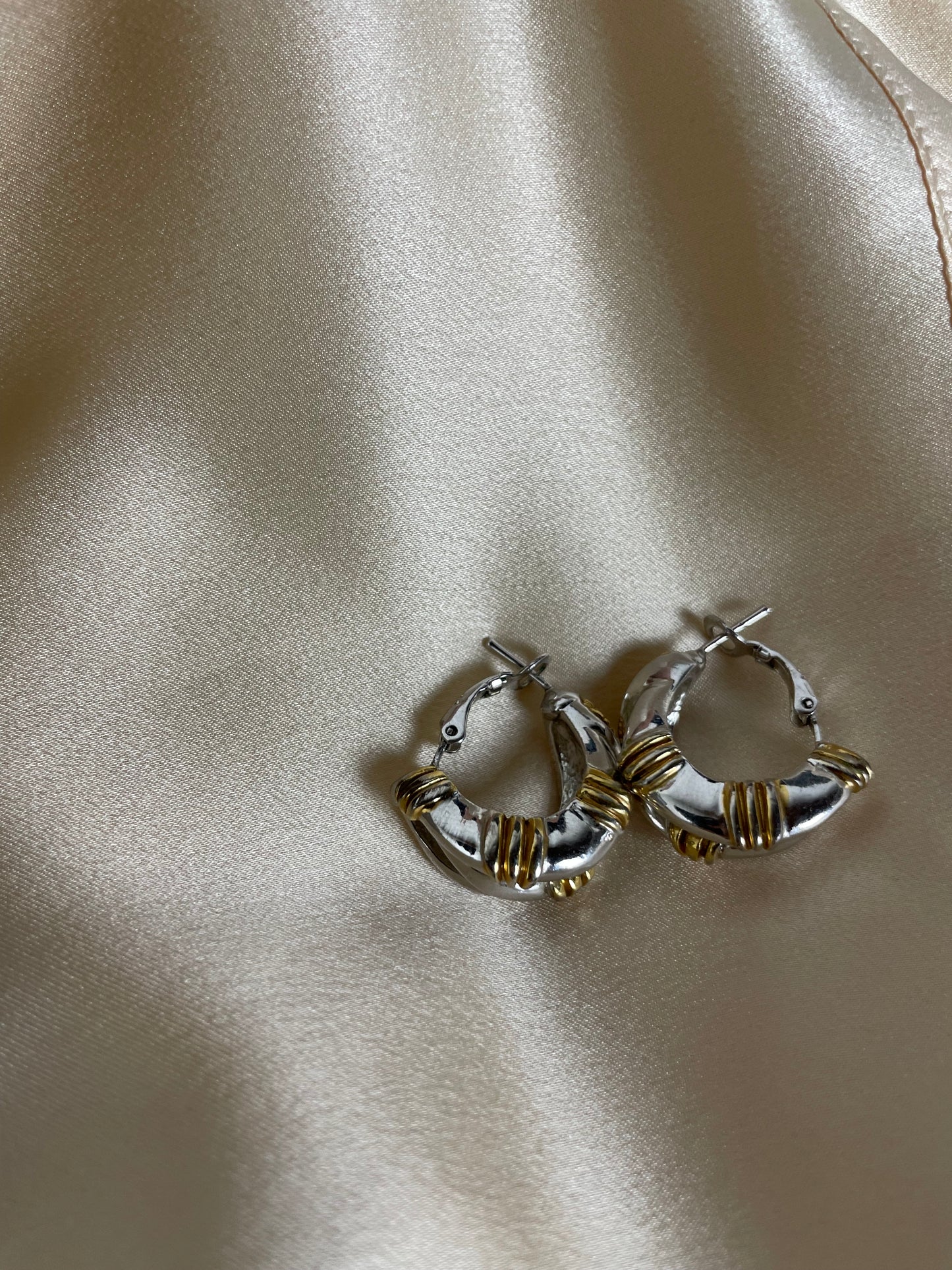 Vintage twisted earrings