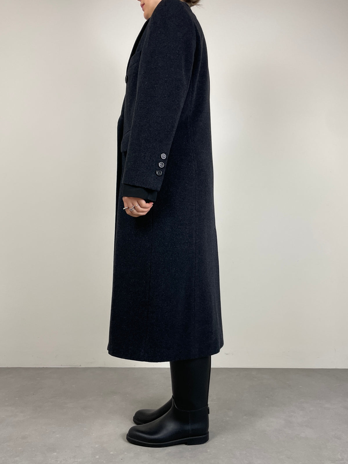 Cappotto lungo a doppiopetto in lana color grigio