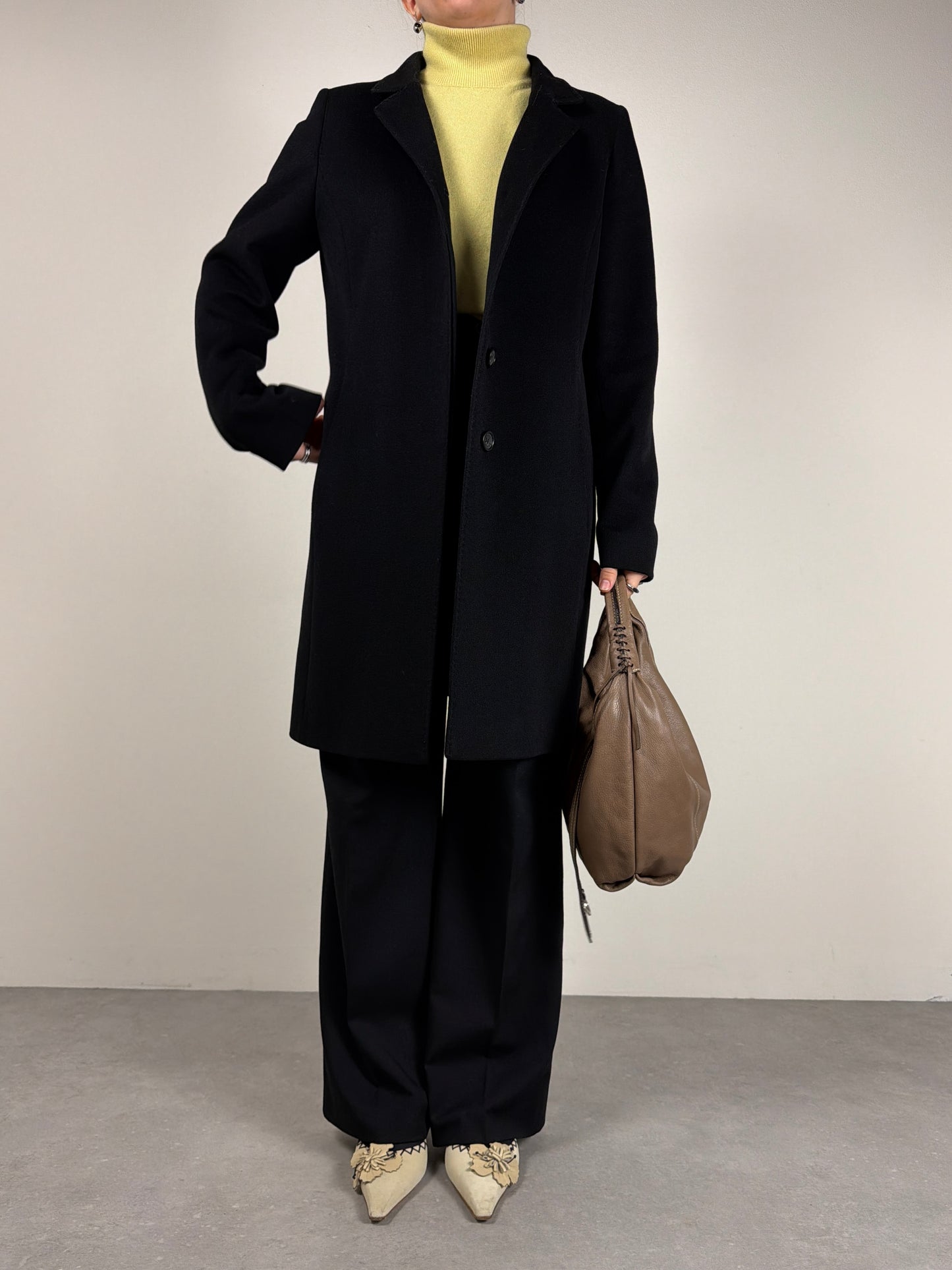 Cappotto in pura lana nera Loro Piana by Cinzia Rocca