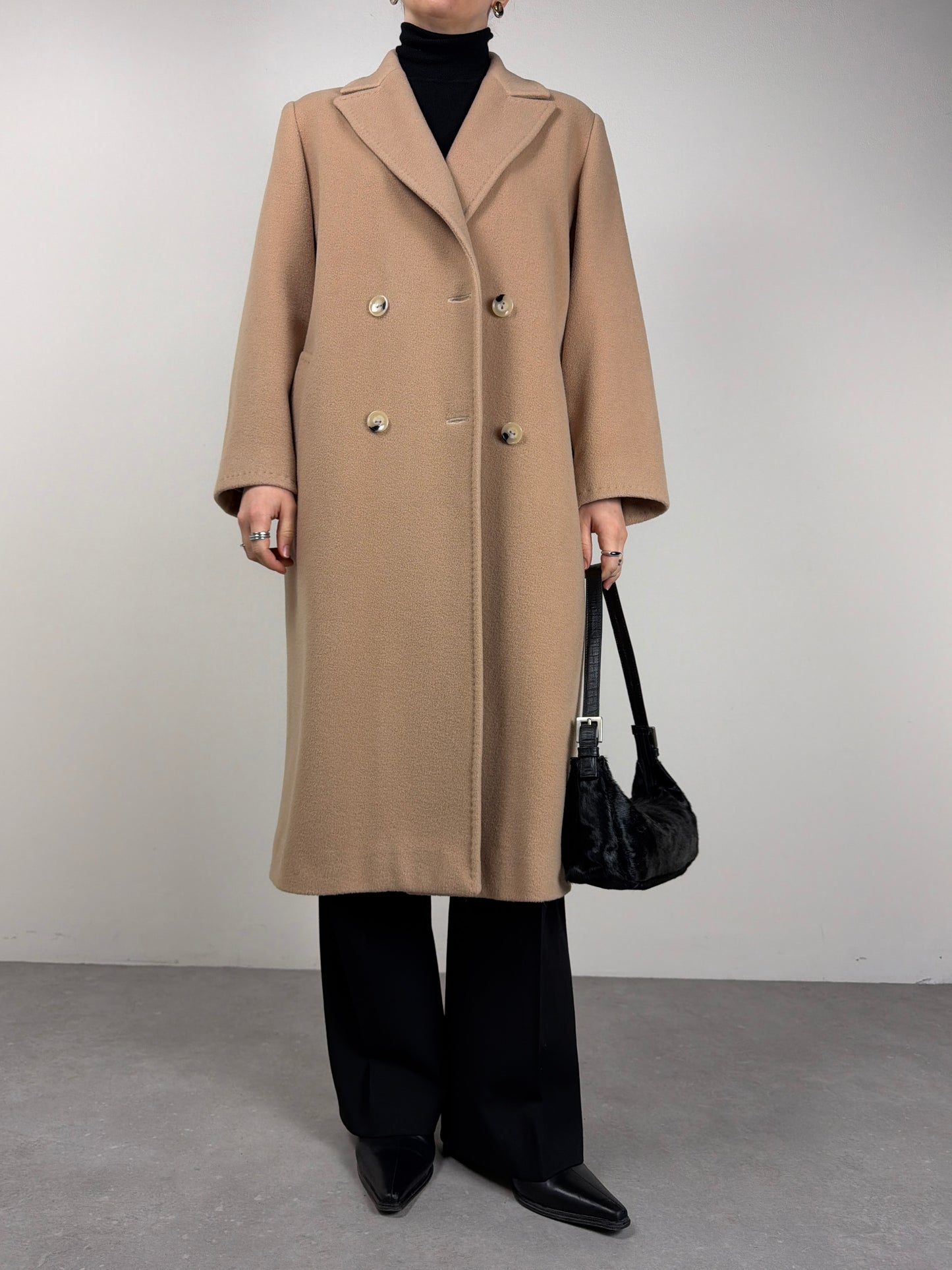 Cinzia Rocca cappotto in lana, lambswool e cashmere color beige