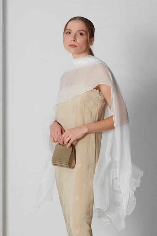 Stola Max Mara in organza di seta con ricamo floreale