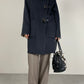 Cappotto grigio con alamari in lana, angora e cammello