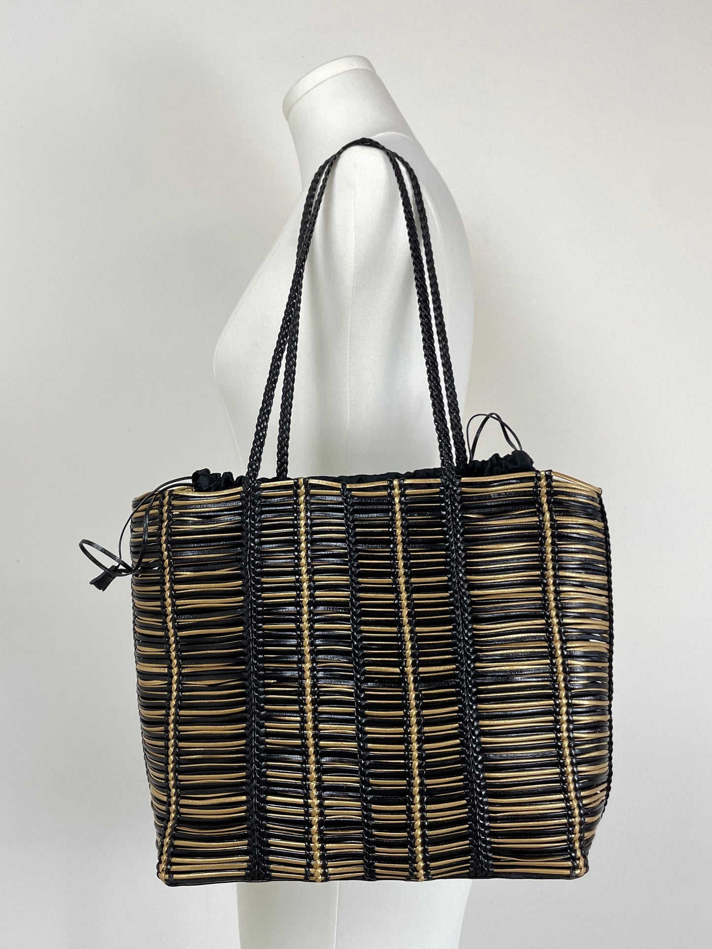 Borsa in vera pelle intrecciata