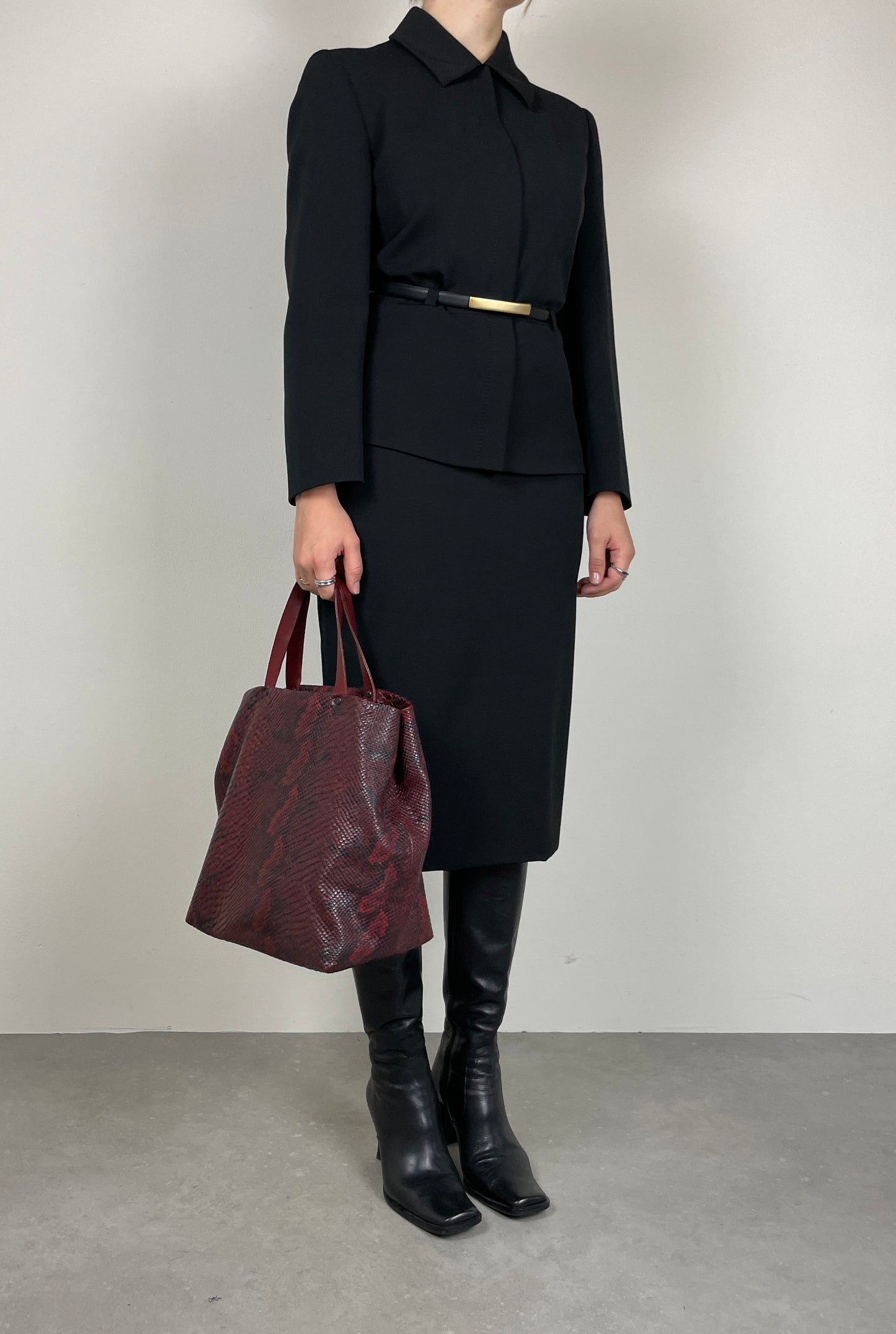 Made in Italy black skirt suit