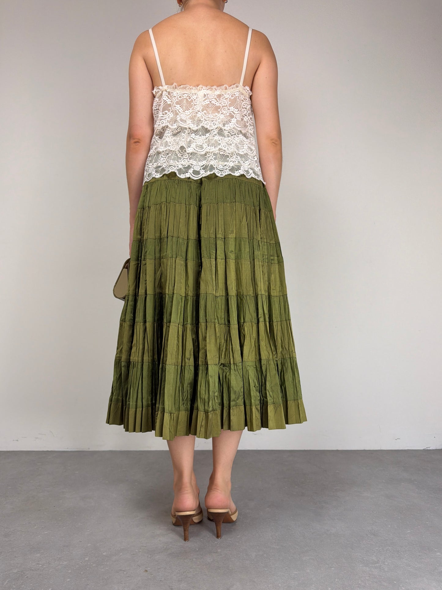 Bustino La Perla con pizzo