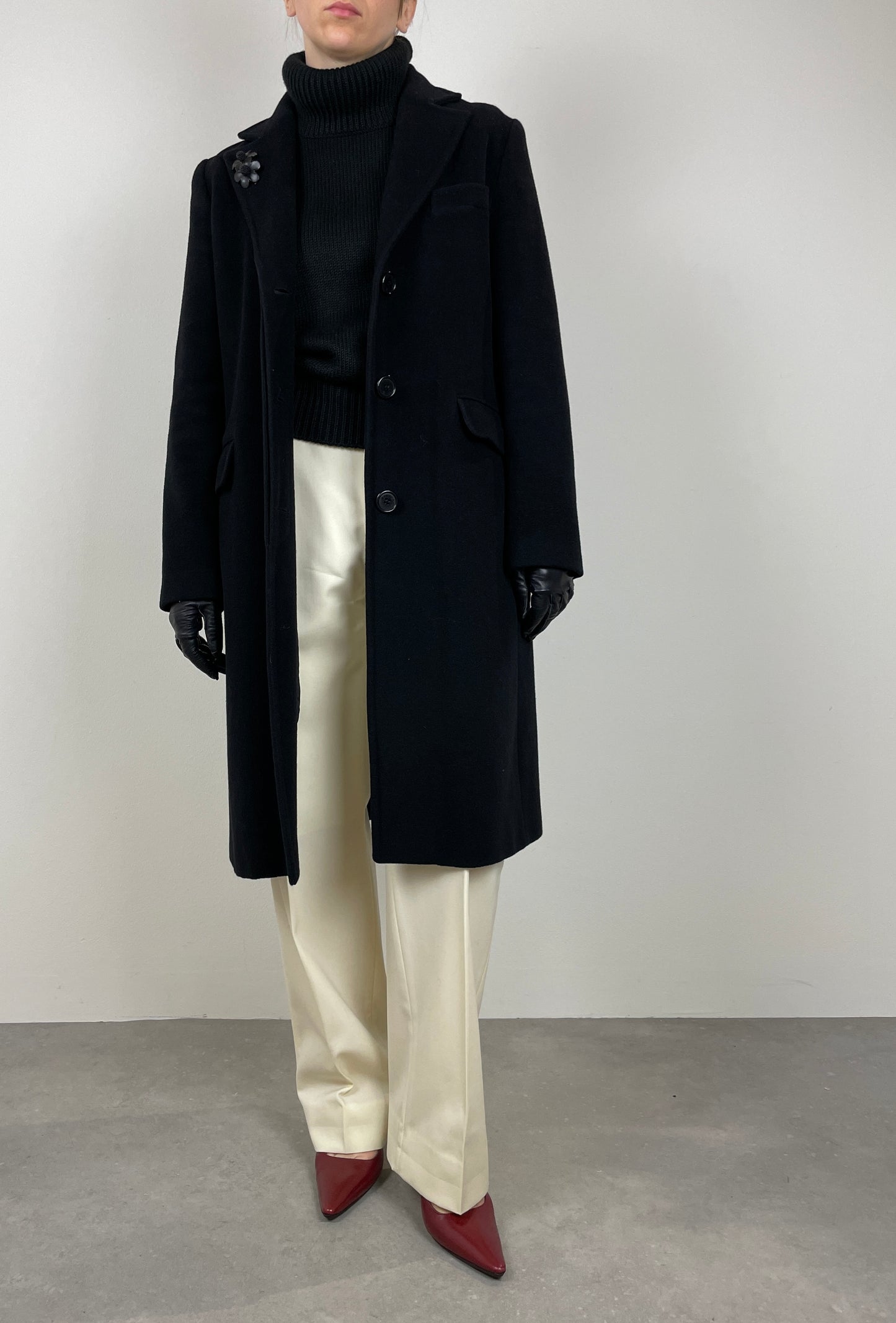 Cappotto nero in lana, angora e cashmere