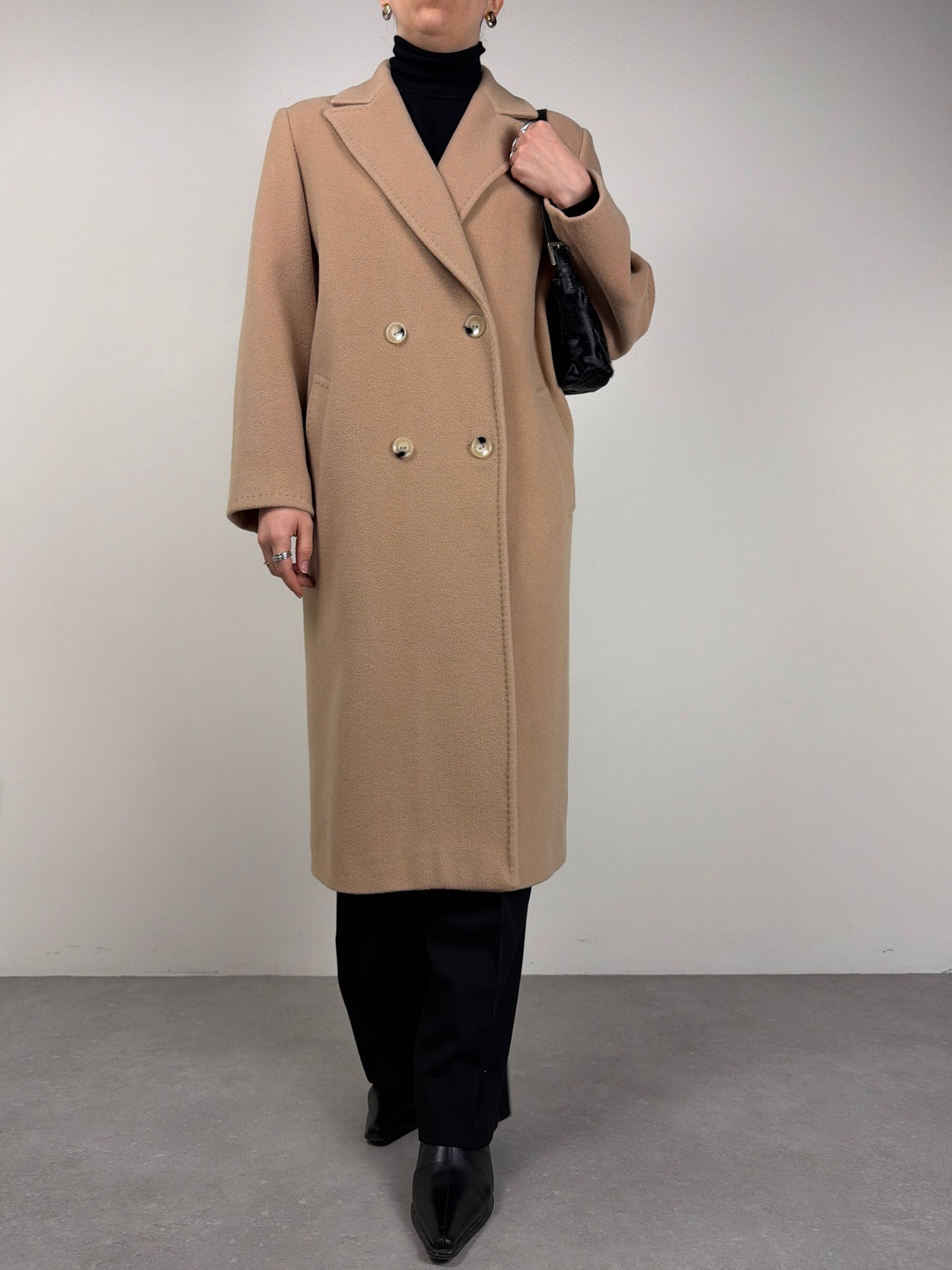 Cinzia Rocca cappotto in lana, lambswool e cashmere color beige