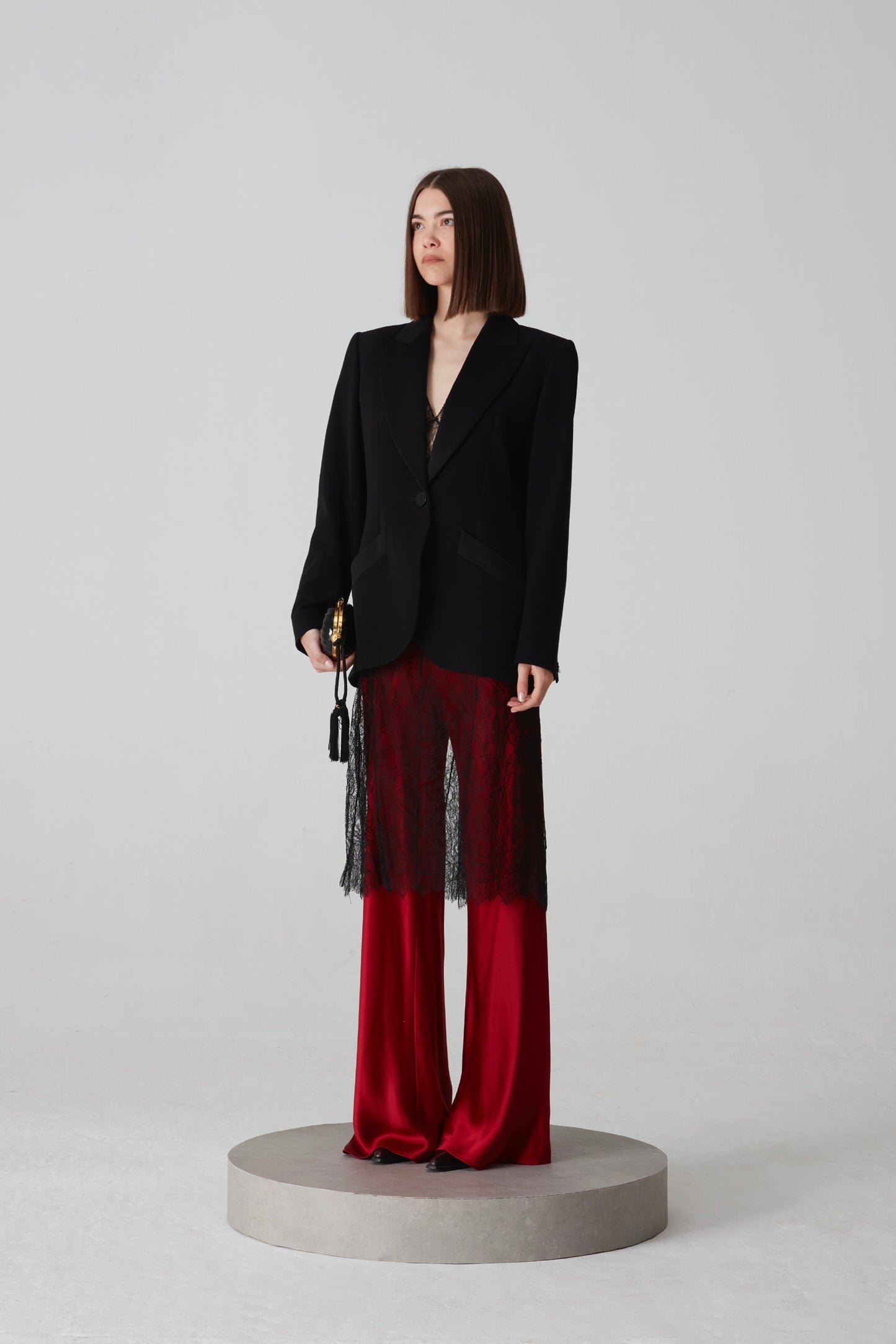 Pantalone in pura seta tagliato in sbieco