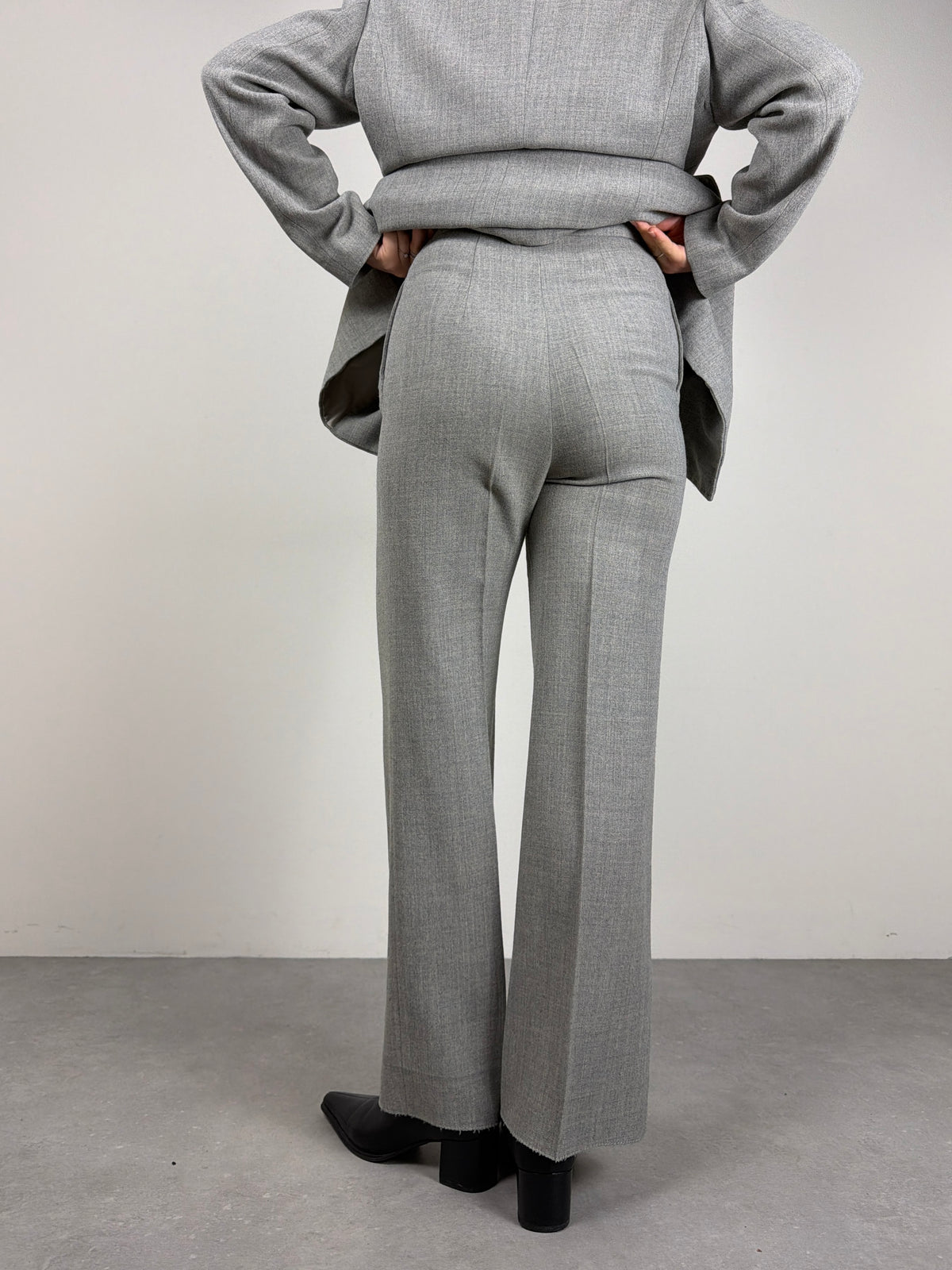 MAX MARA completo grigio in lana e viscosa