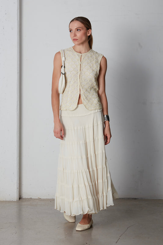 Gilet in seta ricamato con perline
