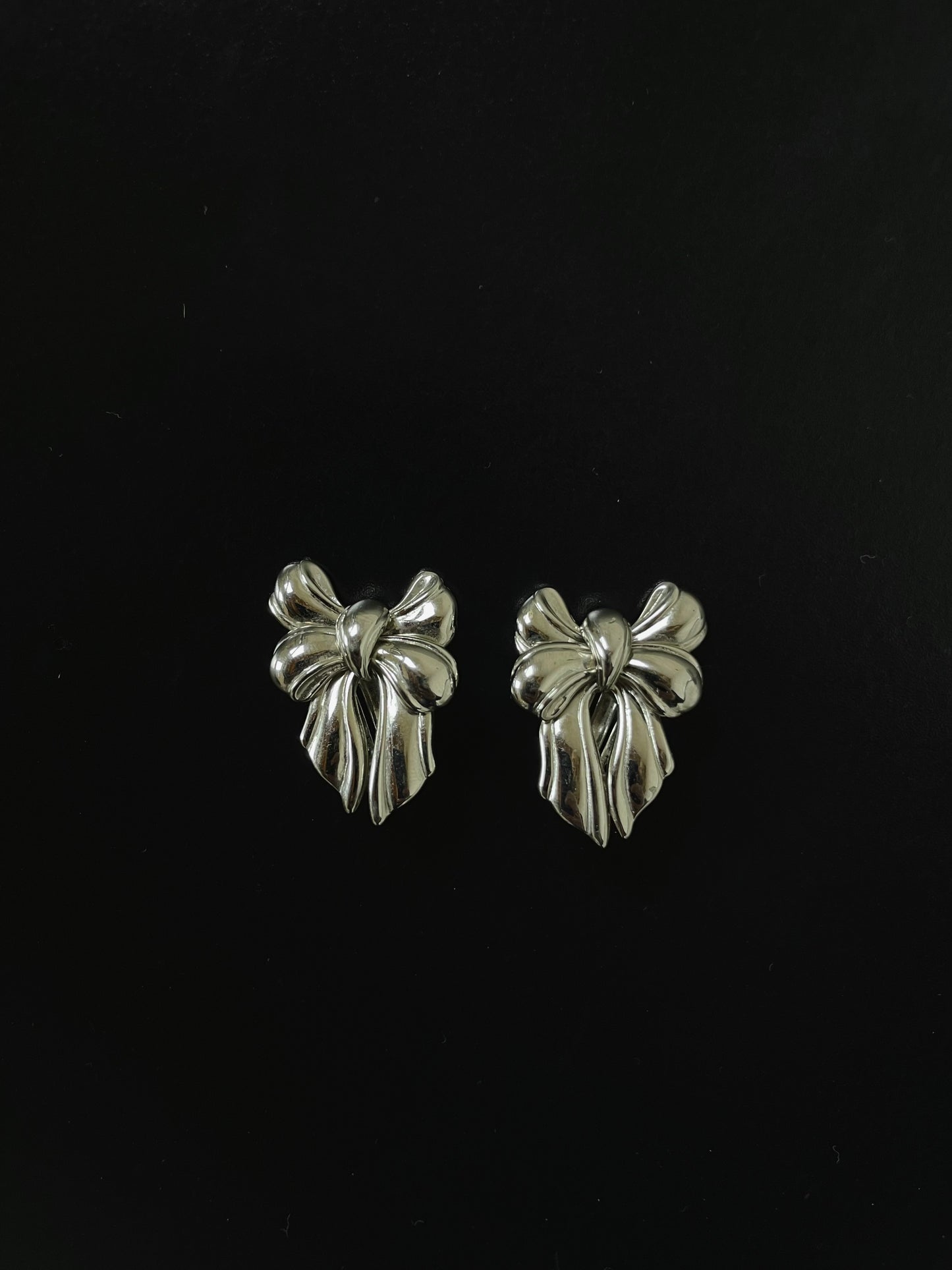 80s bow earrings Made in Paris