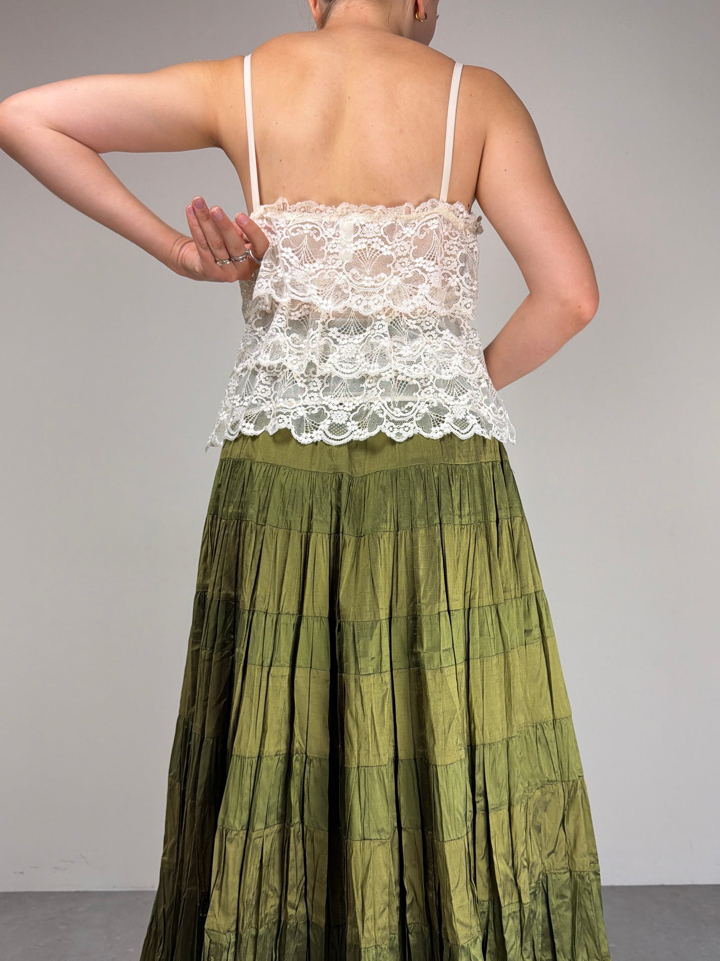 Bustino La Perla con pizzo