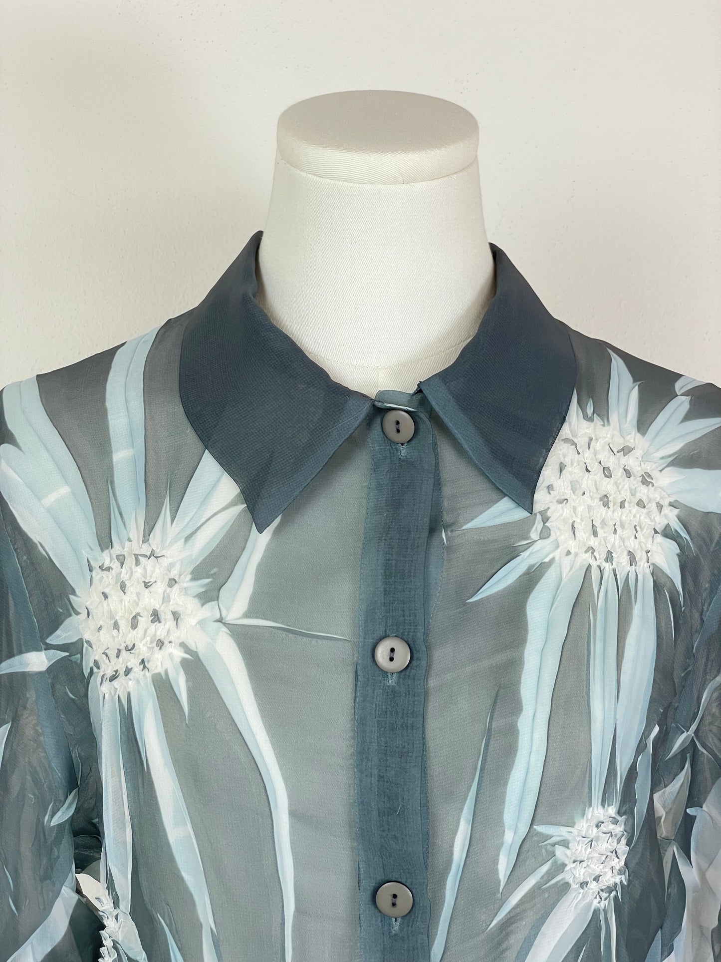 Camicia con motivi termopressati
