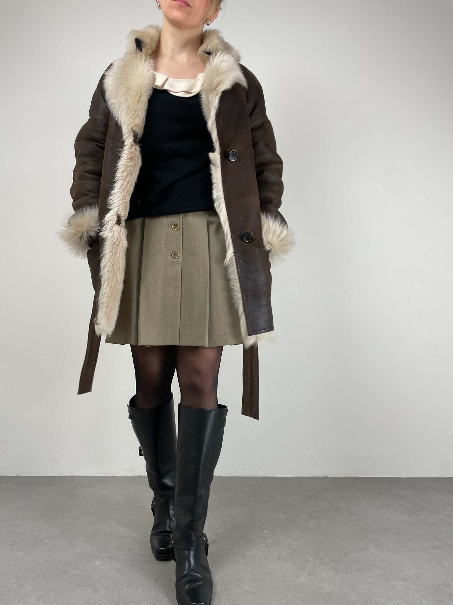 Shearling vintage marrone con pelliccia beige