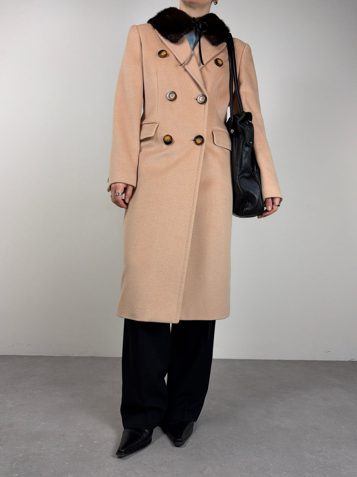 Cappotto vintage a doppiopetto in lana cashmere e angora