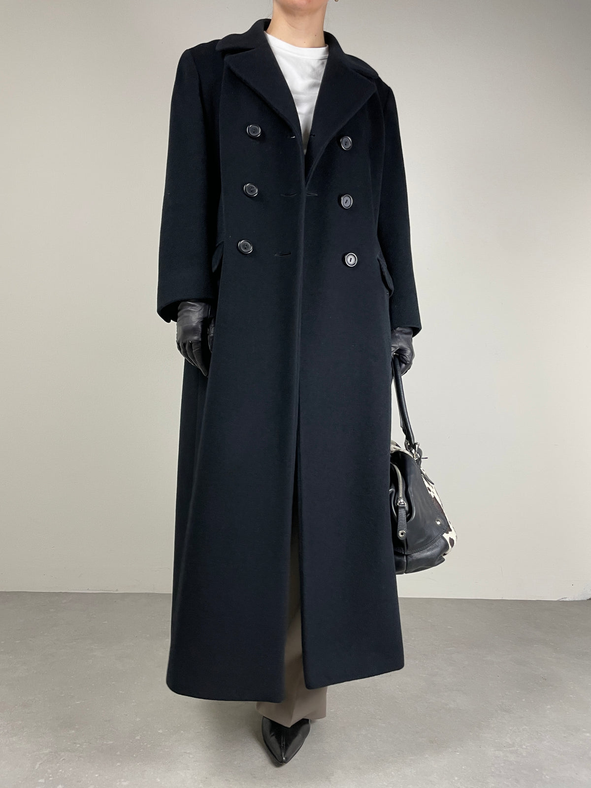 Cappotto lungo doppiopetto in beaver di lana, cashmere e angora