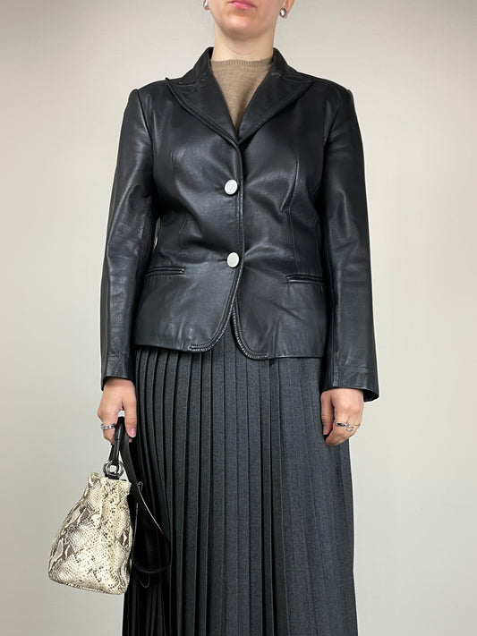 Blazer in vera pelle blu notte con bottoni in madreperla