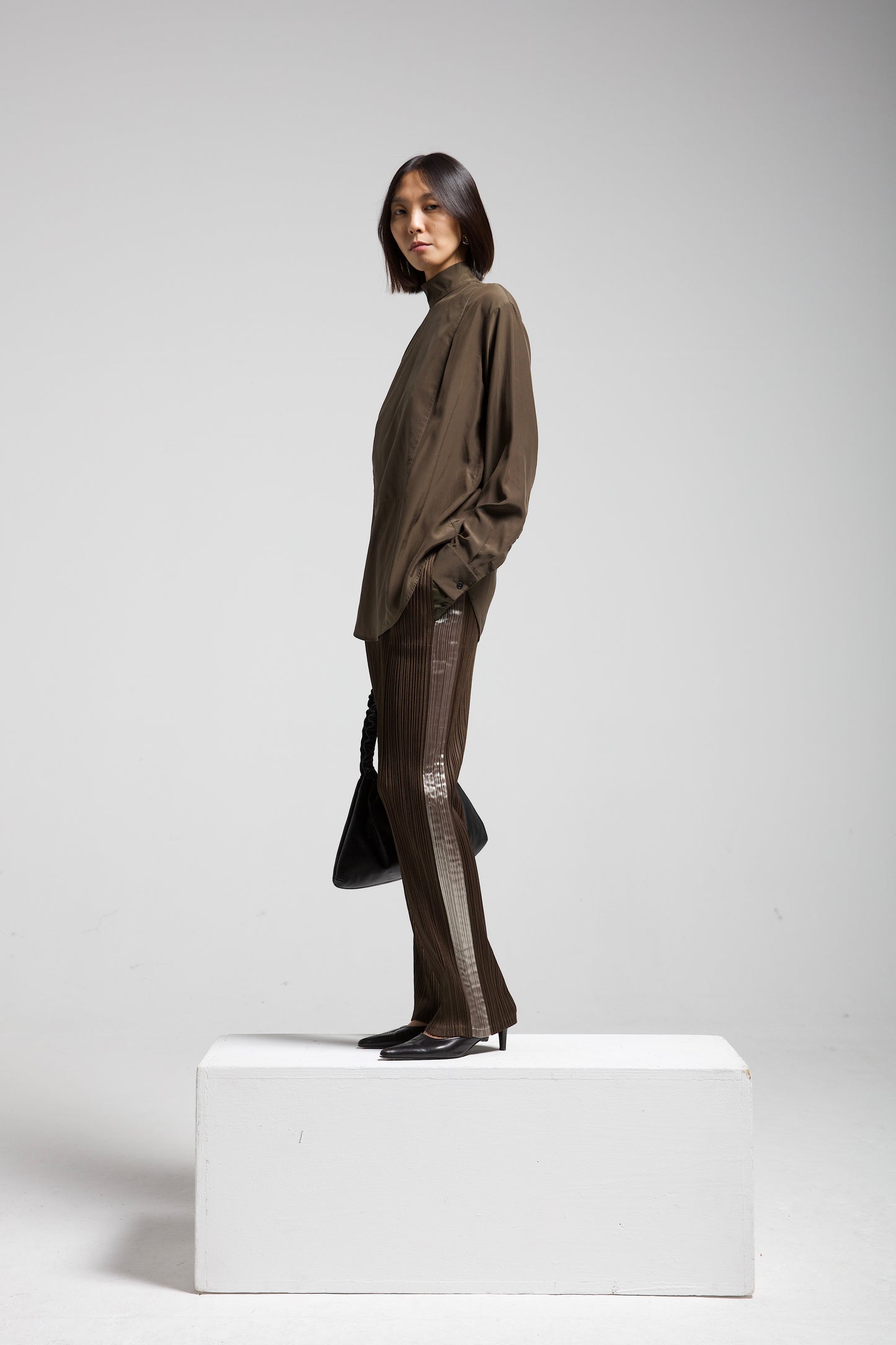 Pleats Please Issey Miyake pantaloni