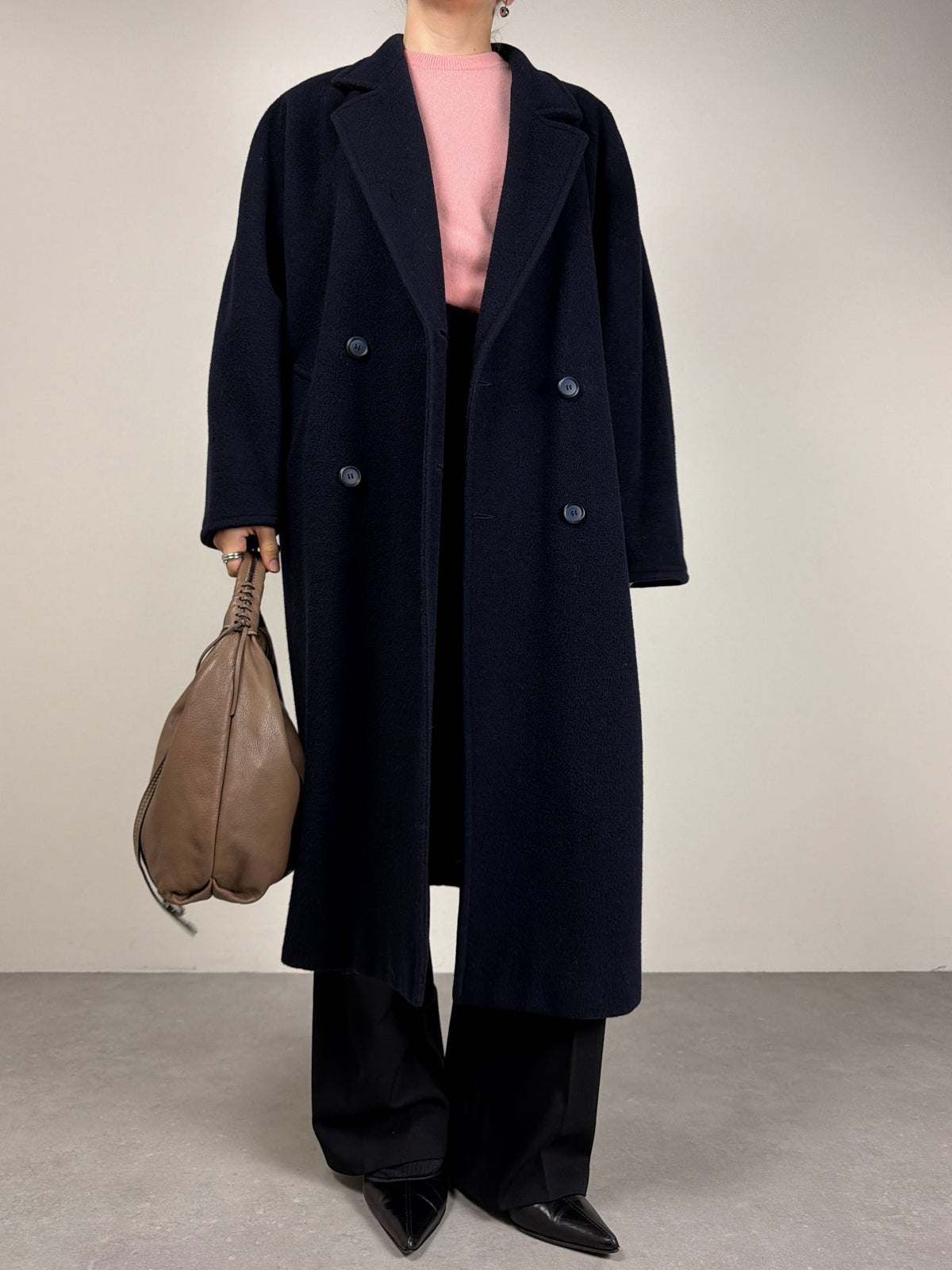 Cappotto blu a doppiopetto in lana e cashmere