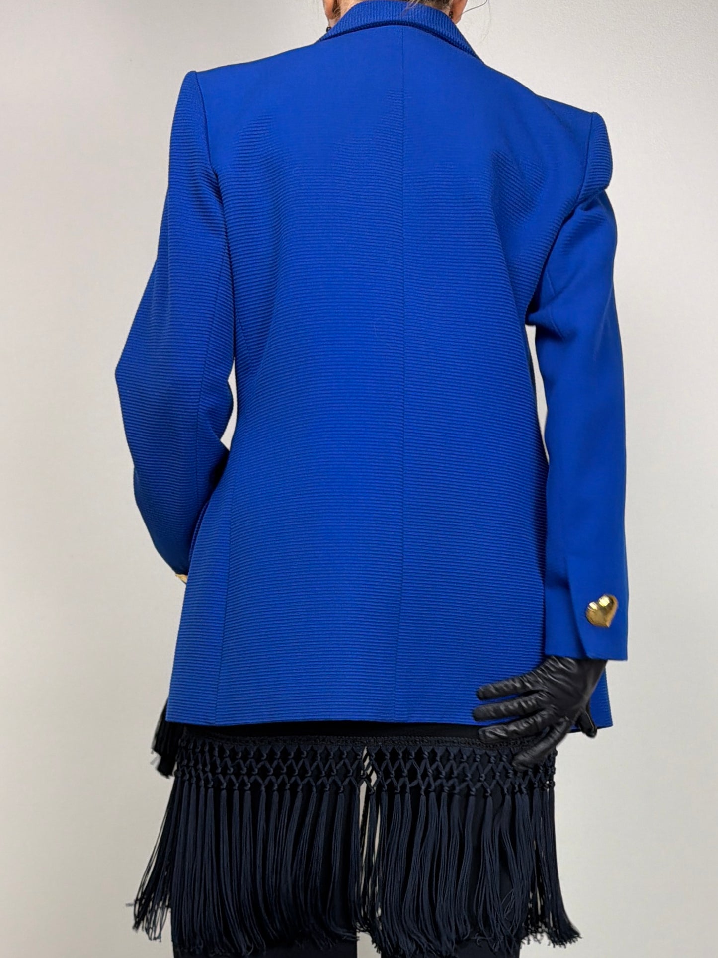 Yves Saint Laurent blazer iconico con i bottoni a cuore