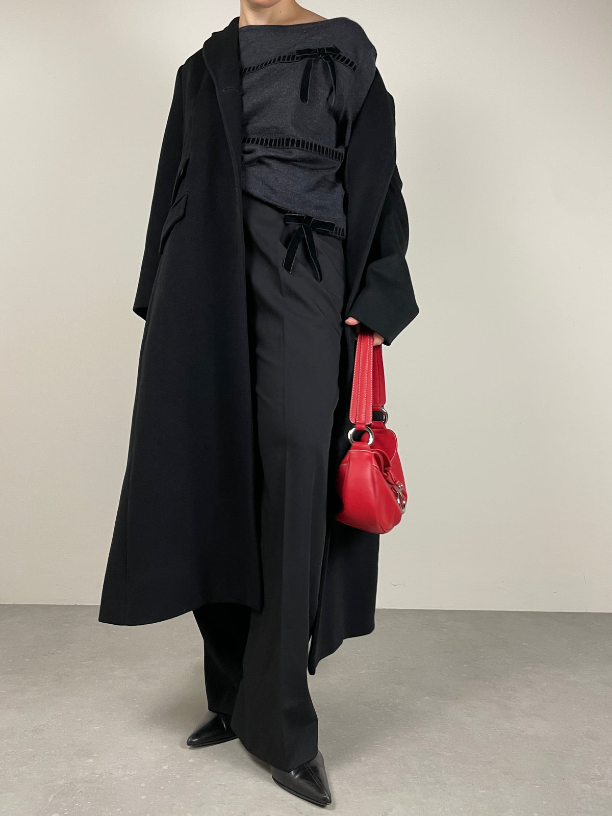 Cappotto lungo nero in beaver di pura lana