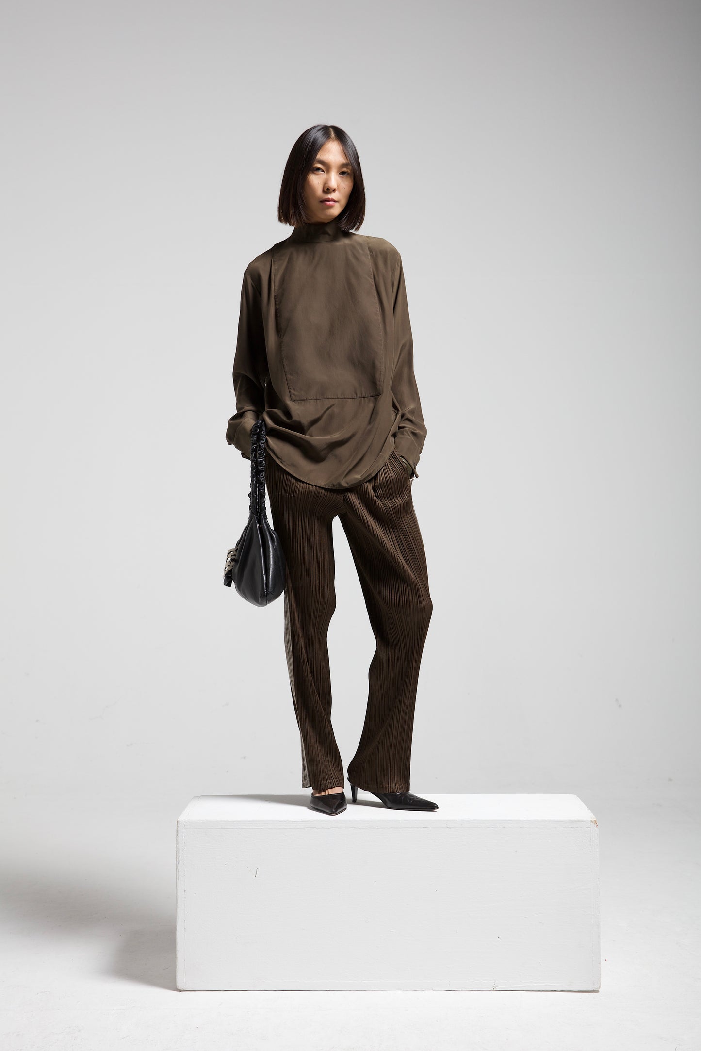Pleats Please Issey Miyake pantaloni