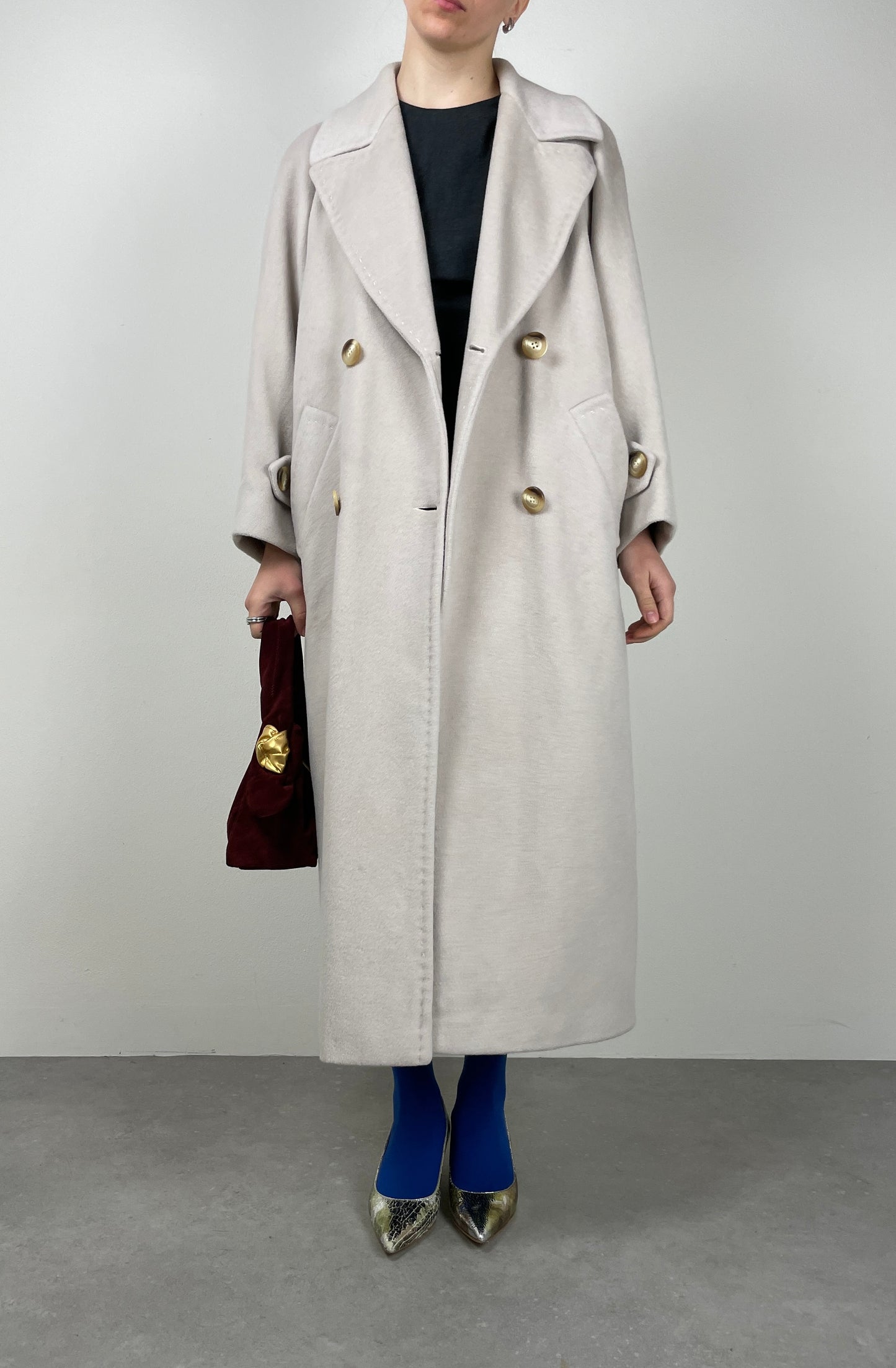 Seashell wool coat