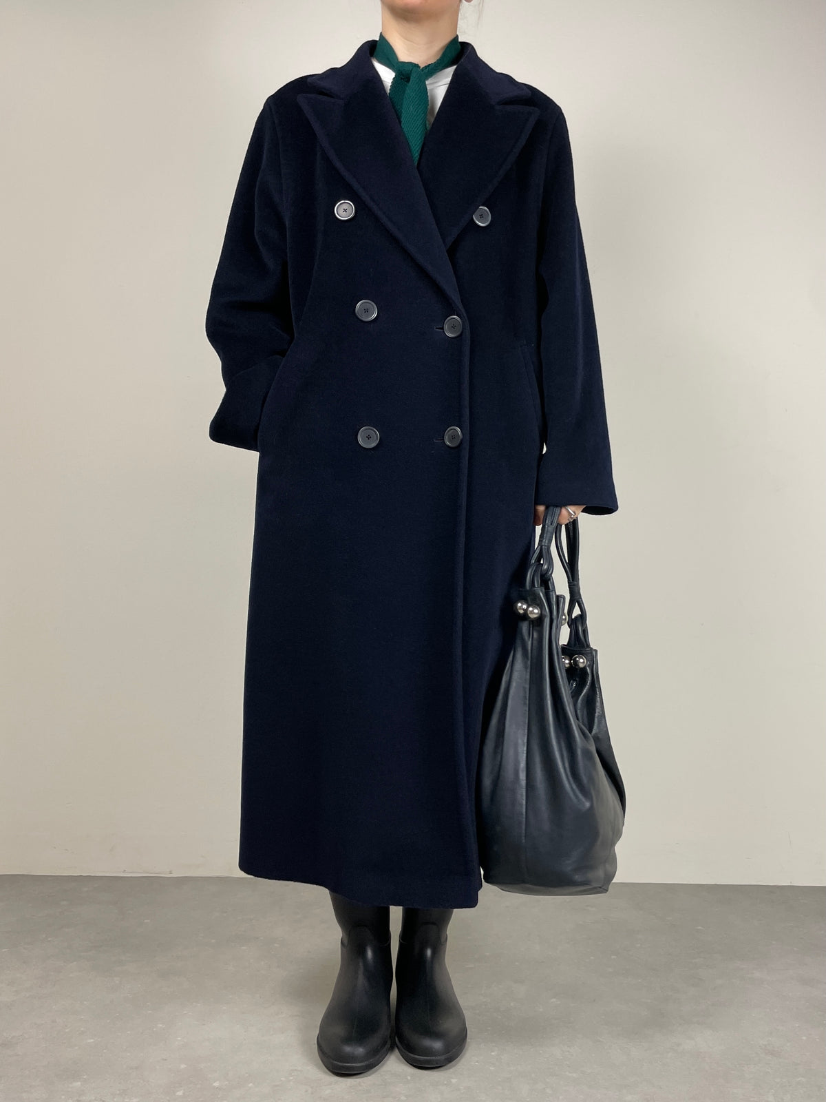 Cappotto a doppiopetto lungo blu in lana made in Italy
