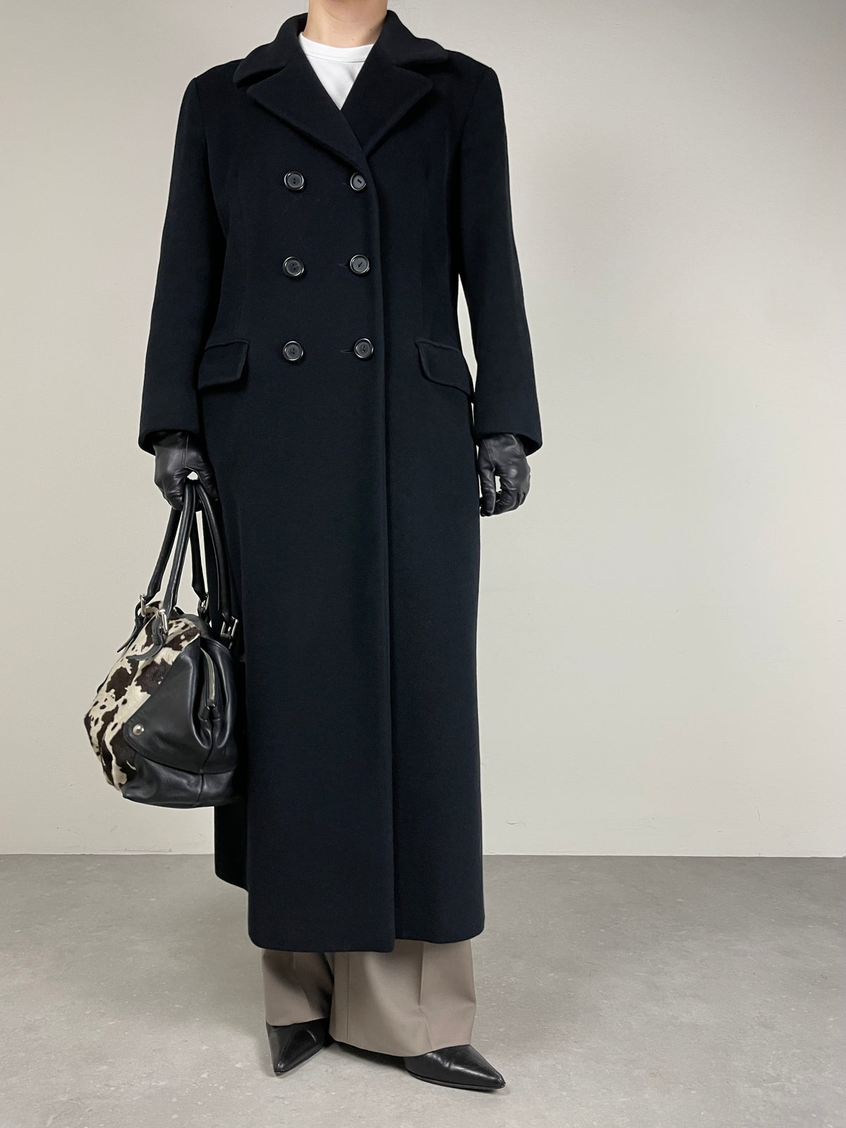 Cappotto lungo doppiopetto in beaver di lana, cashmere e angora