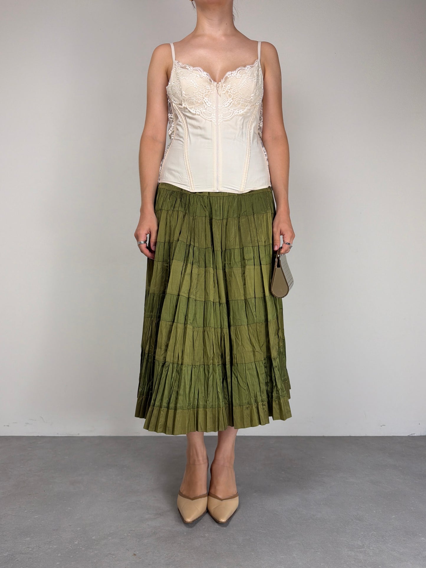 Bustino La Perla con pizzo