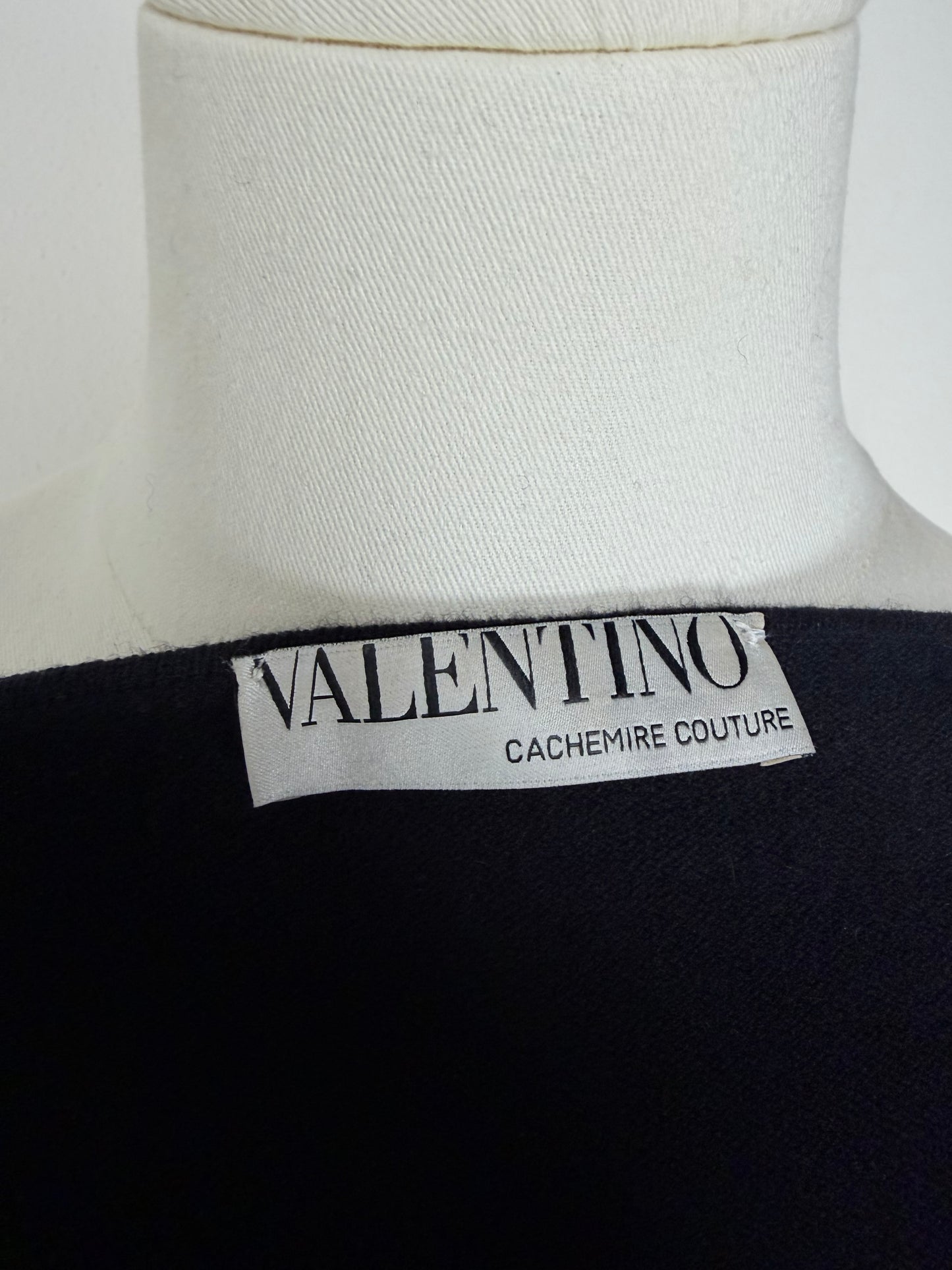 Valentino Cachemire Couture maglioncino in con fiore sullo scollo