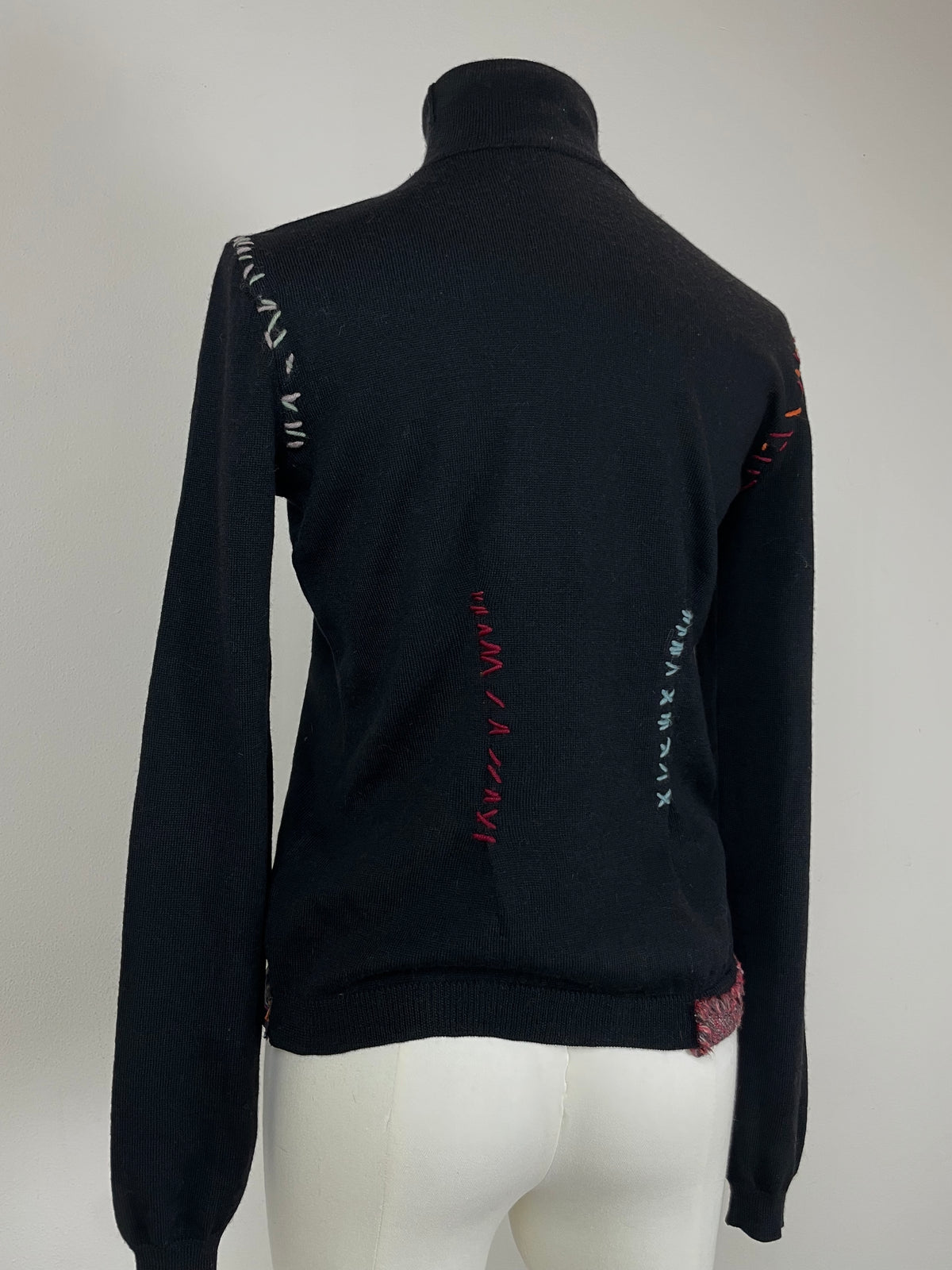 MOSCHINO maglione in lana con ricami manuali