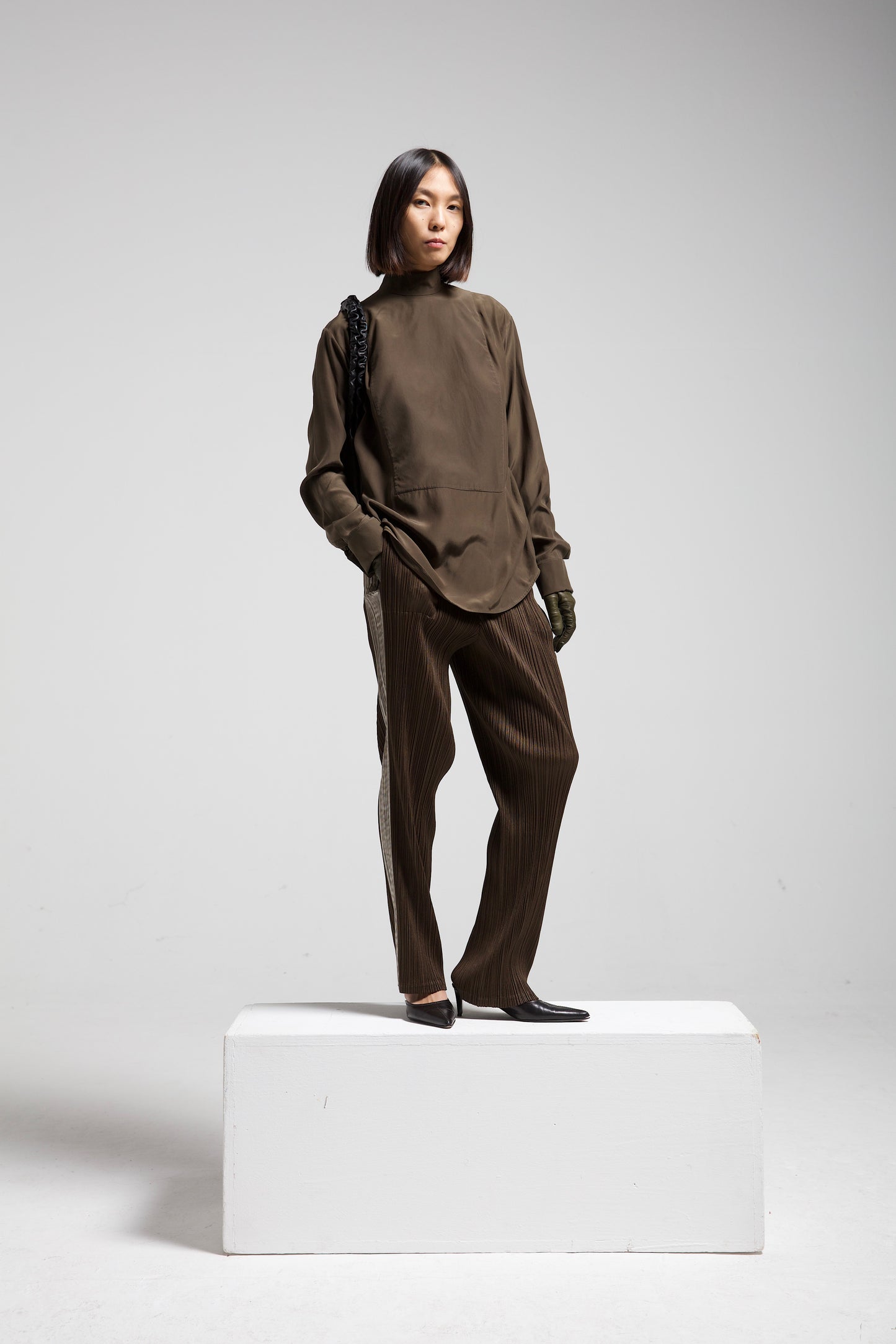 Pleats Please Issey Miyake pantaloni